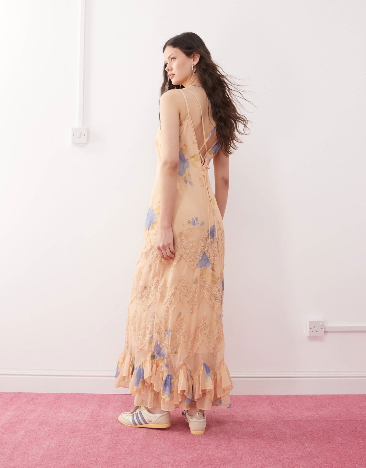 Miss Selfridge lace trim cami maxi dress in floral print - ASOS Sample Sale