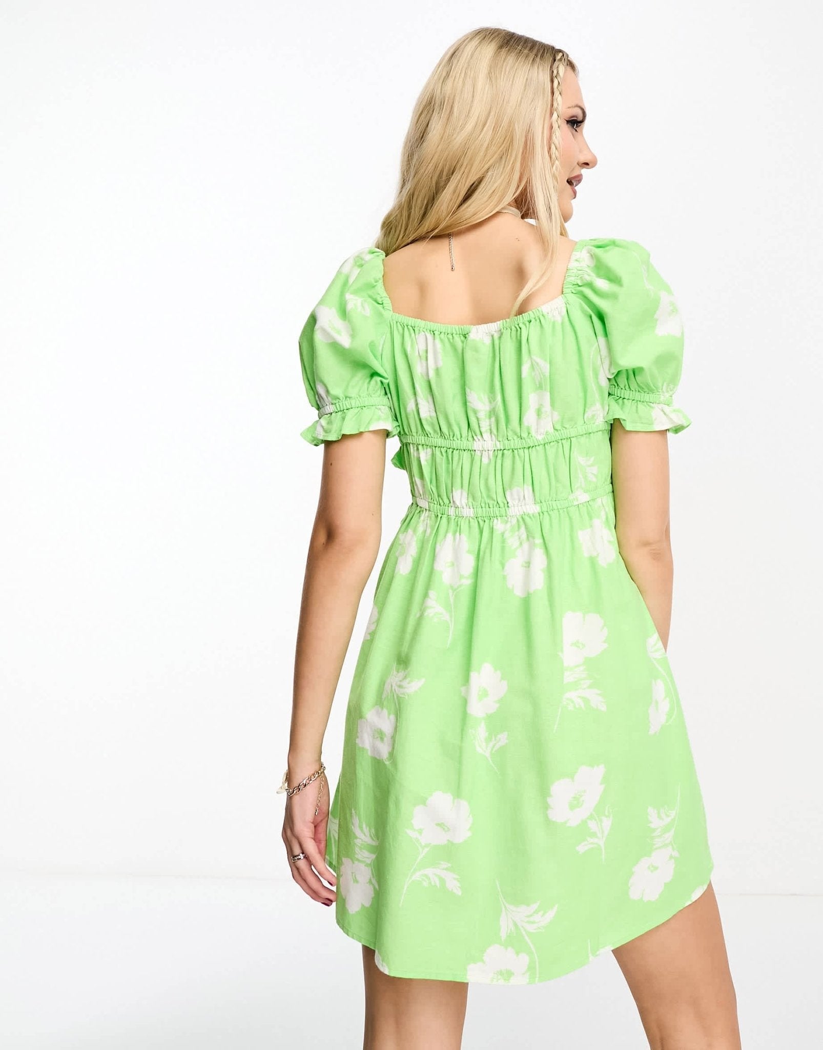Miss Selfridge linen look milkmaid mini tea dress in green floral - ASOS Sample Sale