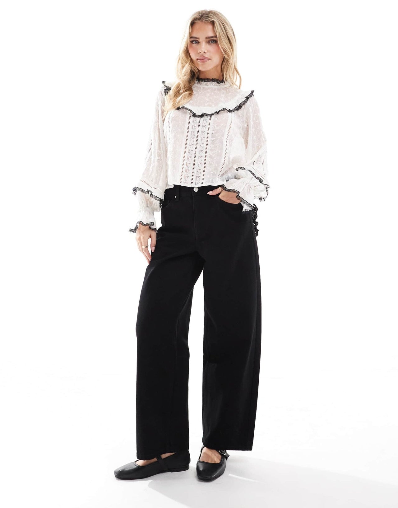 Miss Selfridge Petite broderie heart pocket baggy jean in black wash - ASOS Sample Sale