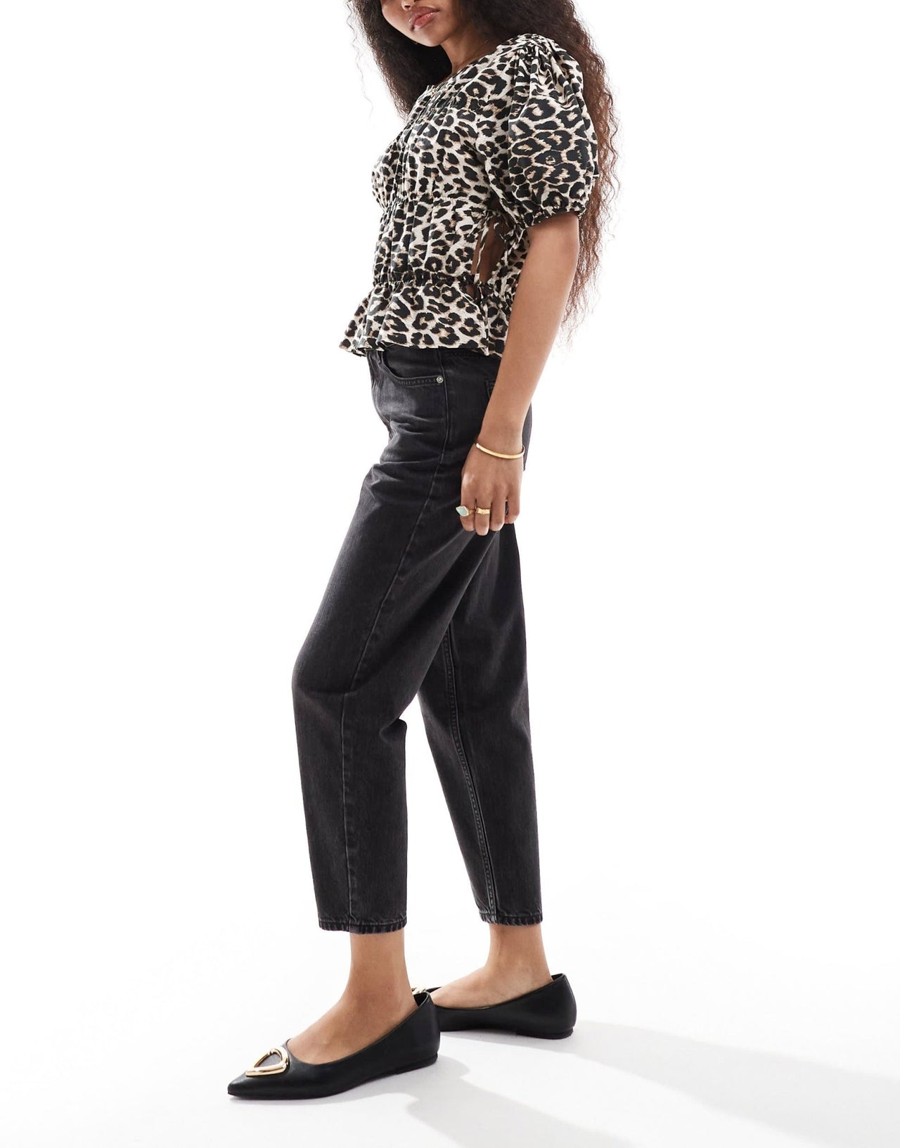 Miss Selfridge Petite highwaist mom jean in black wash - ASOS Sample Sale