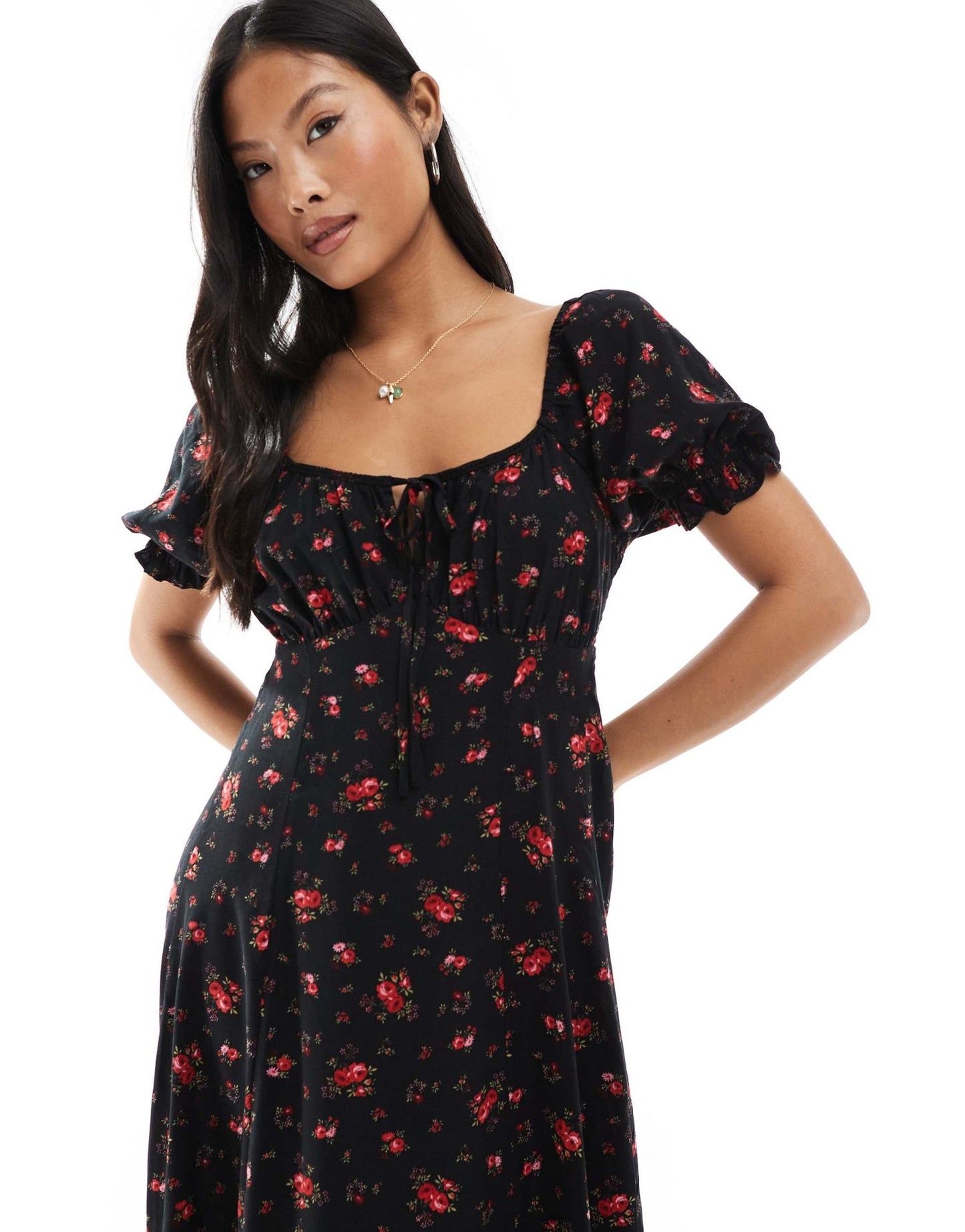Miss Selfridge Petite spun tea midaxi dress in black rose print - ASOS Sample Sale