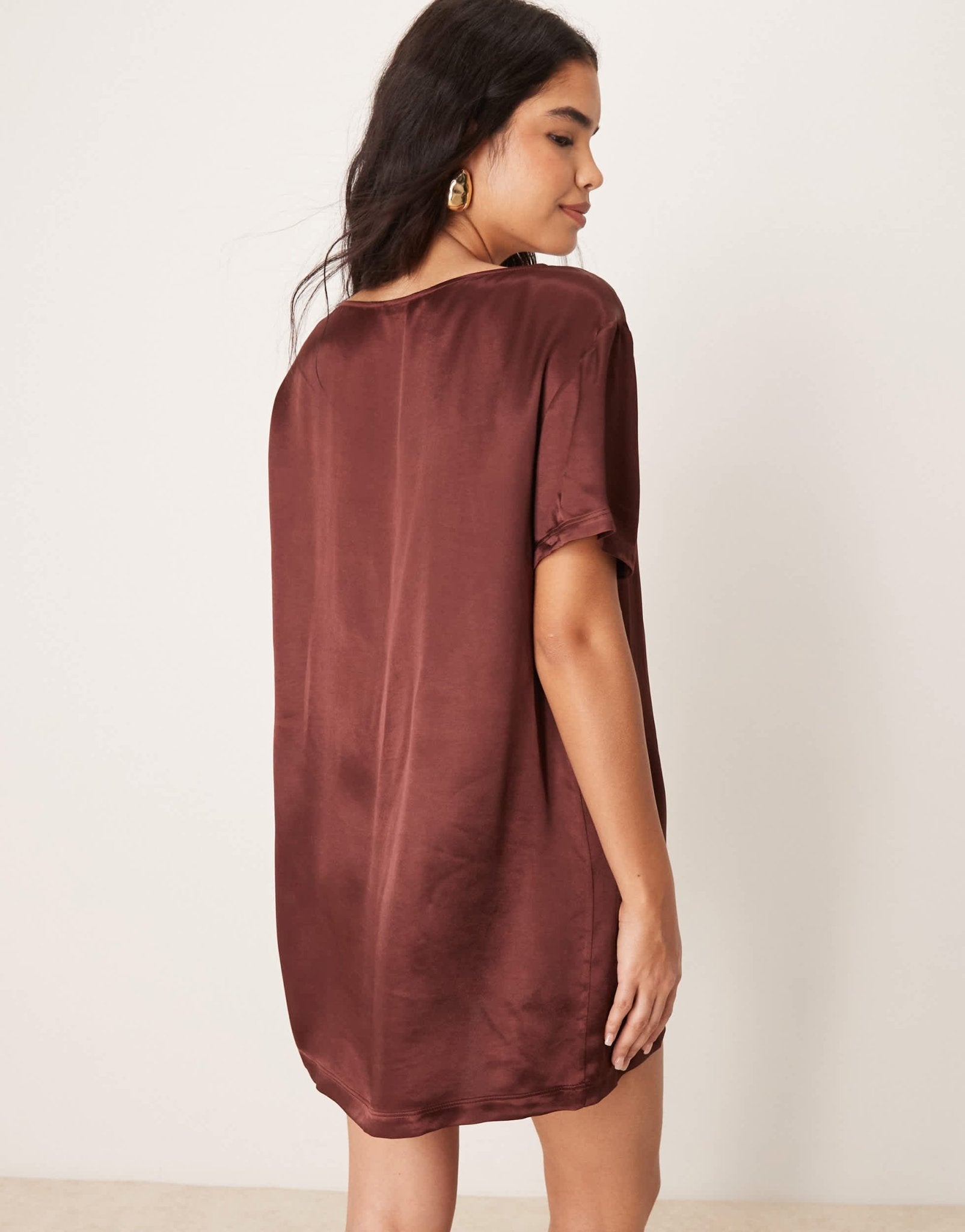 Miss Selfridge satin oversized mini t-shirt dress in chocolate - ASOS Sample Sale