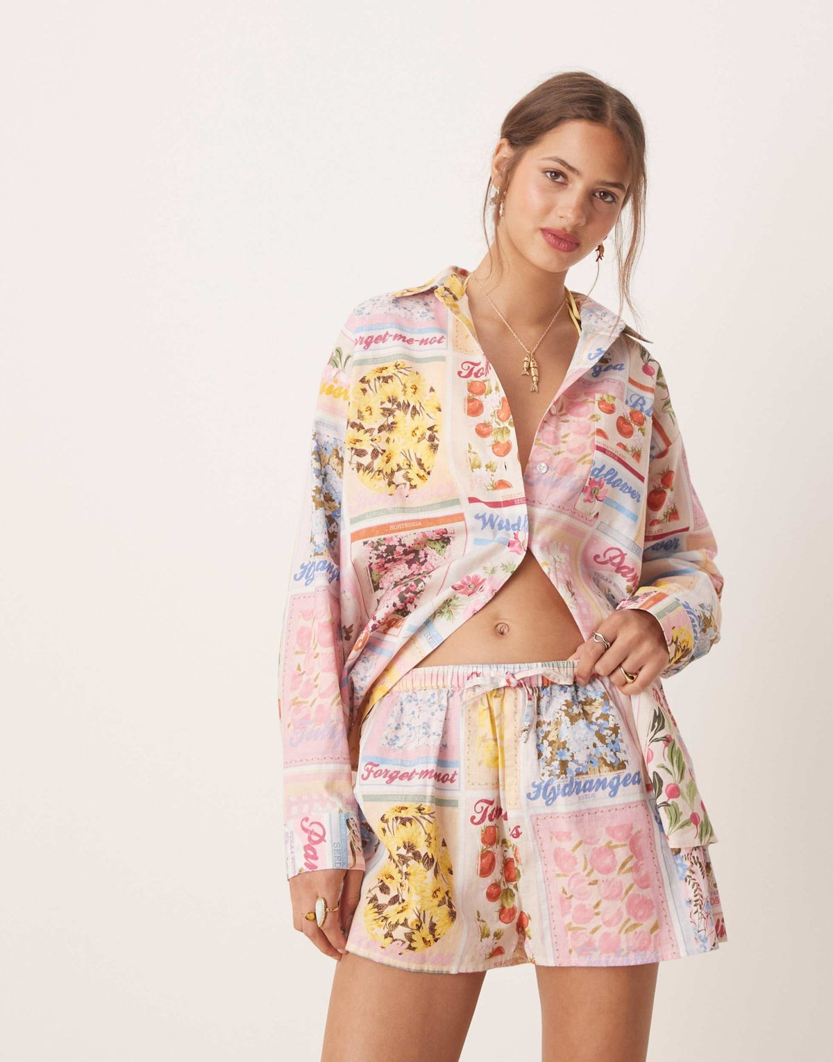 Miss Selfridge shorts in postcard print - ASOS Sample Sale