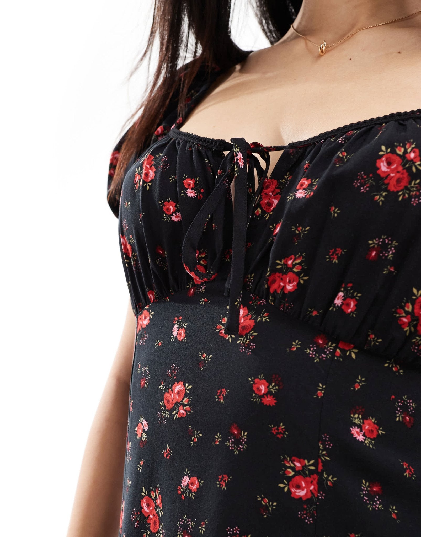 Miss Selfridge spun tea midaxi dress in black rose print - ASOS Sample Sale