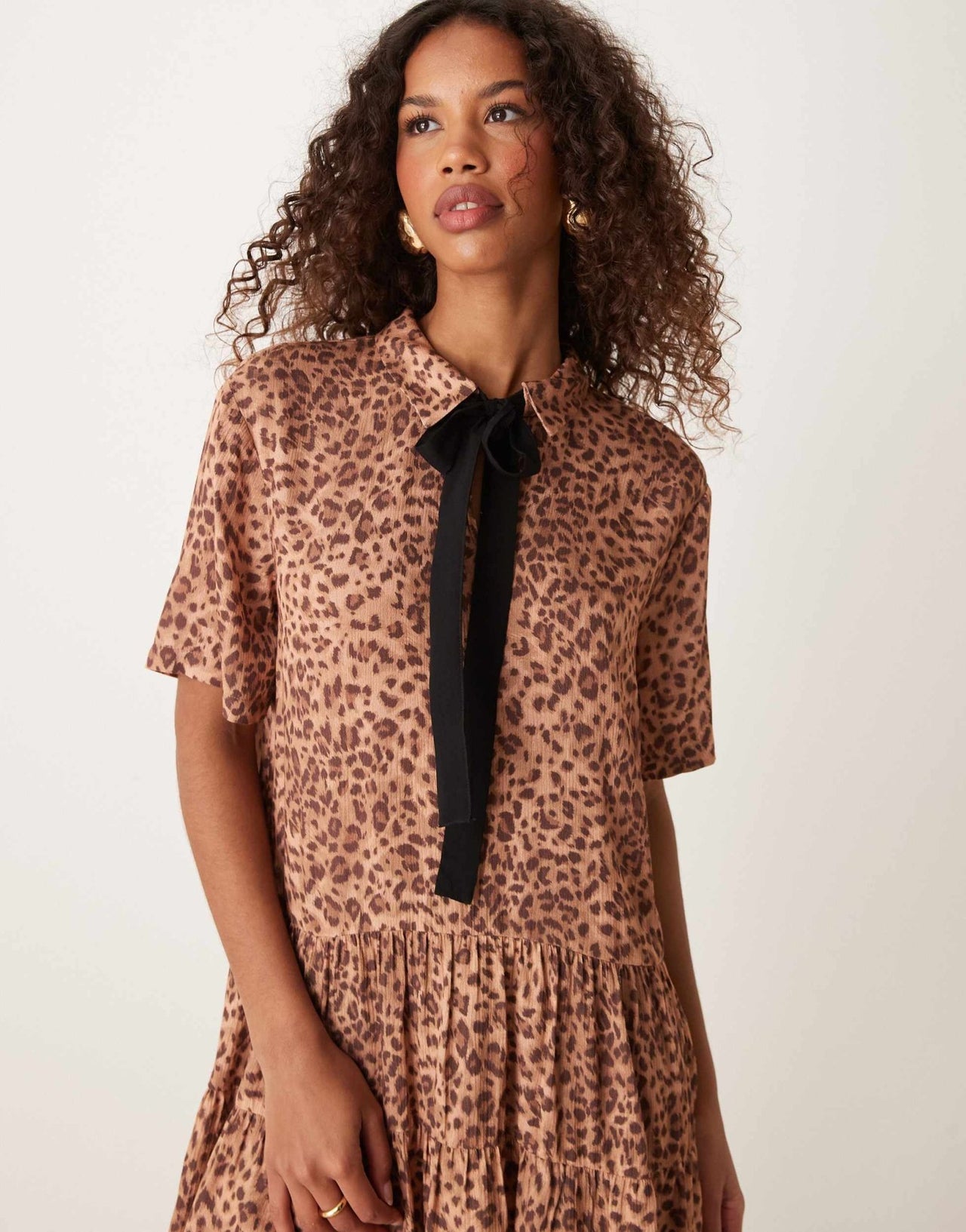 Miss Selfridge tiered mini tea dress in leopard print - ASOS Sample Sale