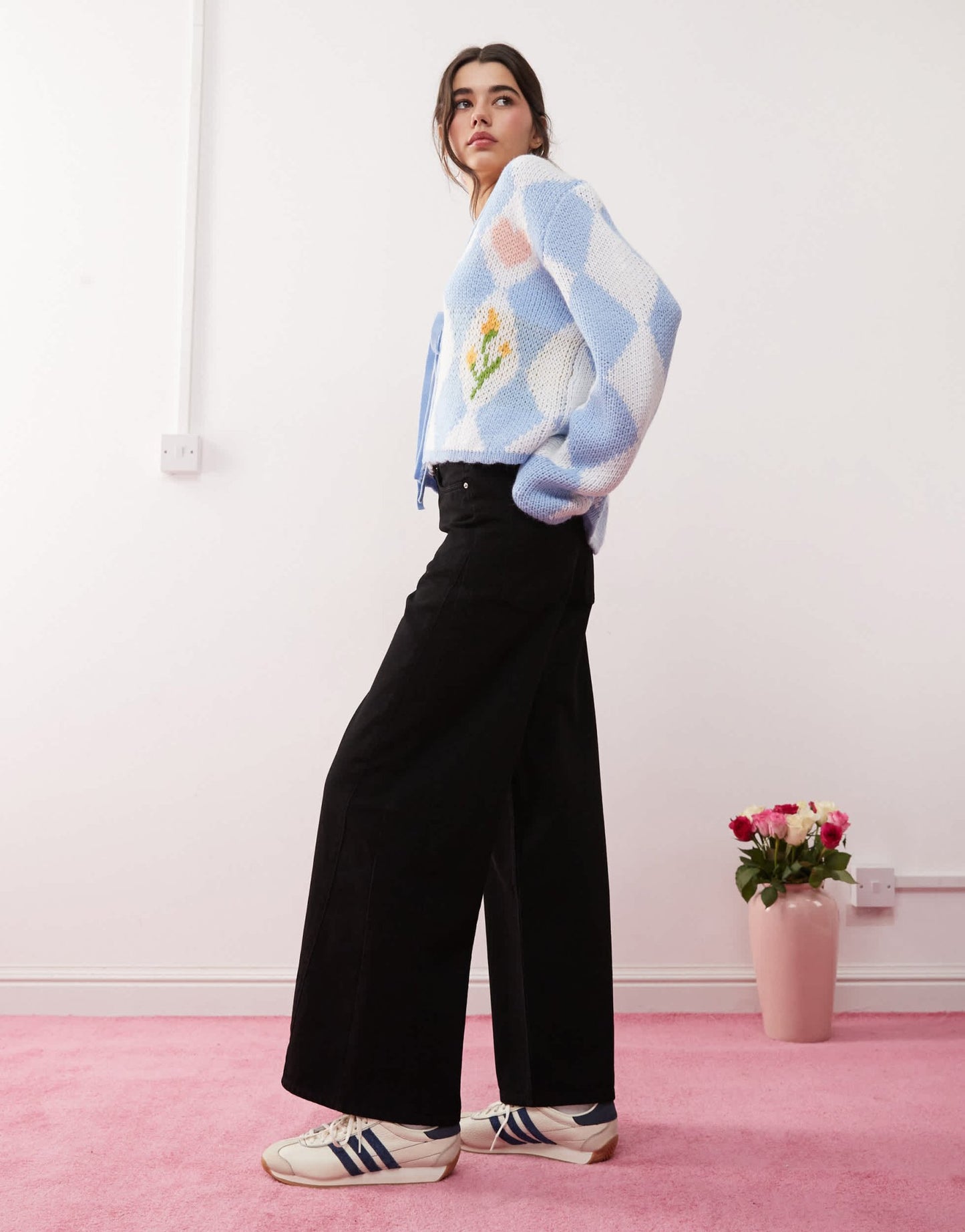 Miss Selfridge wide leg jean in clean black - ASOS Sample Sale