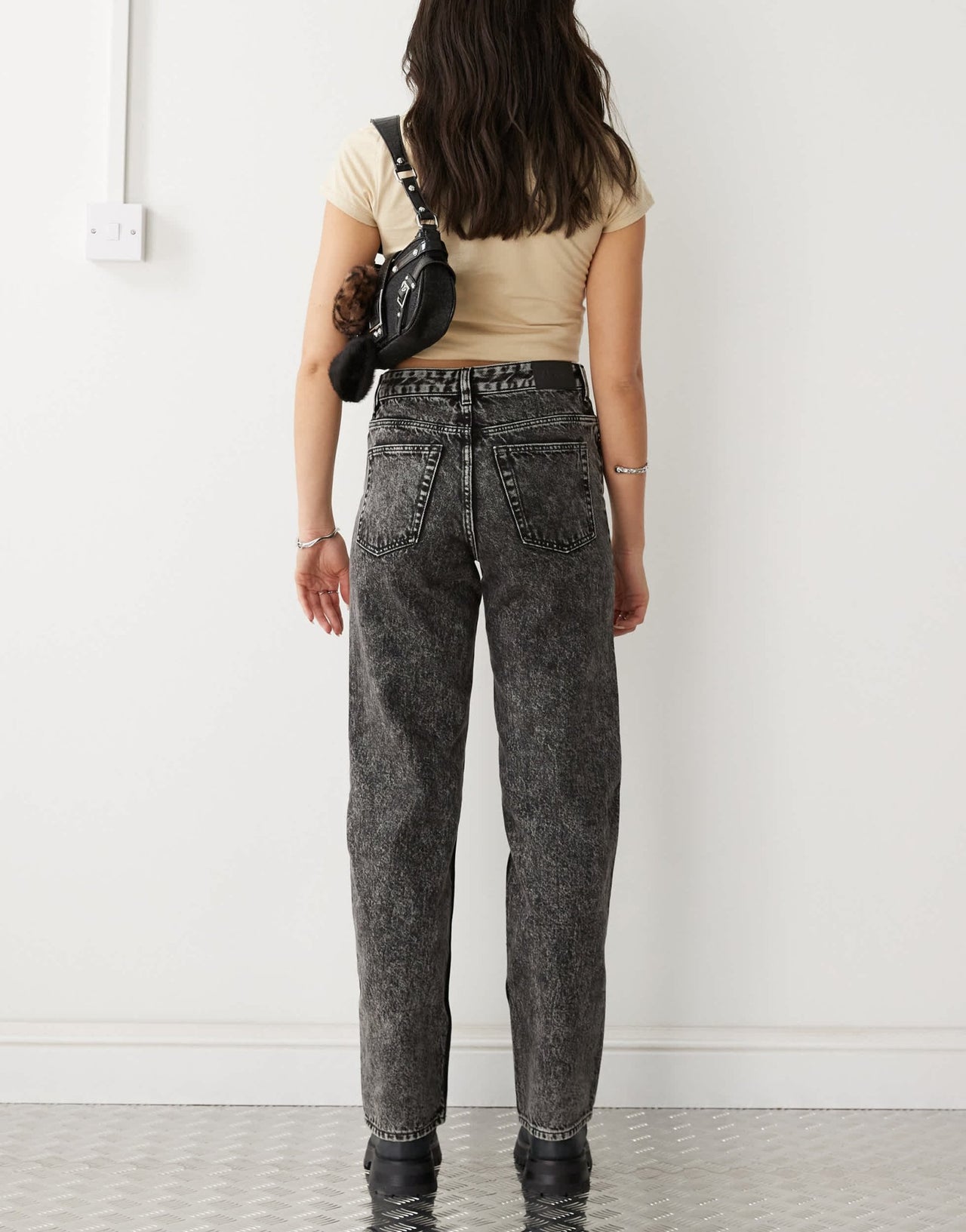 Monki Aimo mid waist straight leg jeans in acid black - ASOS Sample Sale