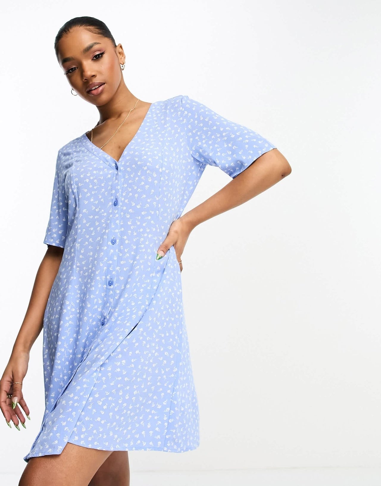 Monki button through mini dress in blue ditsy print - ASOS Sample Sale
