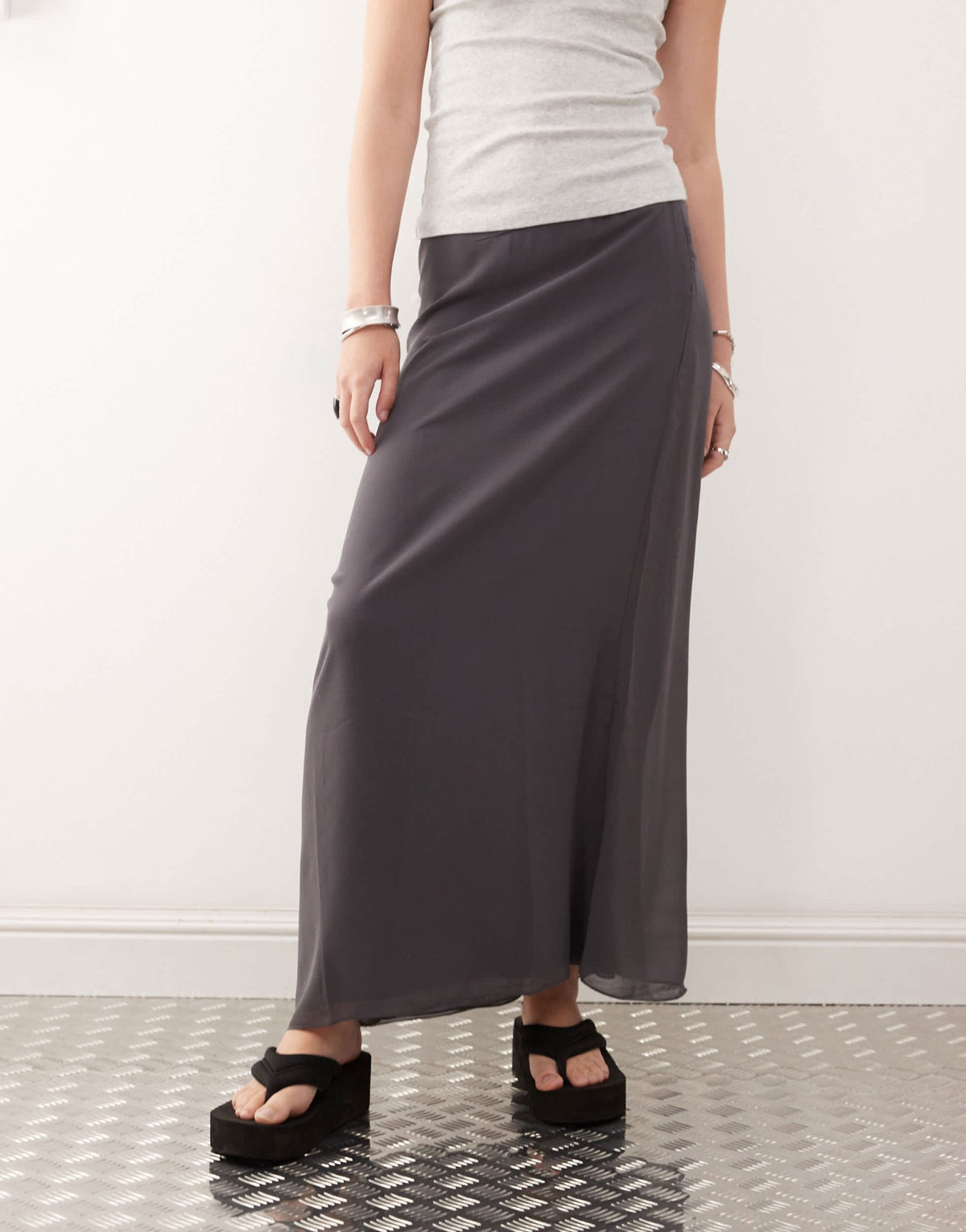 Monki chiffon bias cut midaxi skirt in black - ASOS Sample Sale