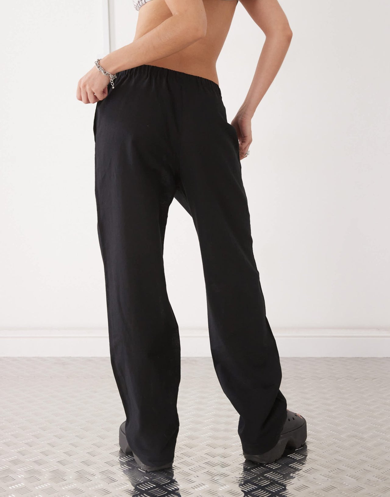 Monki linen trousers in black exclusive to ASOS - ASOS Sample Sale