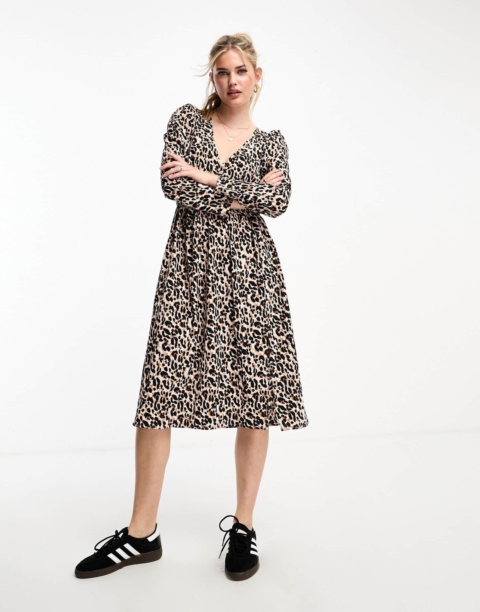 Monki long sleeve mini with button front detailing in brown animal print - ASOS Sample Sale