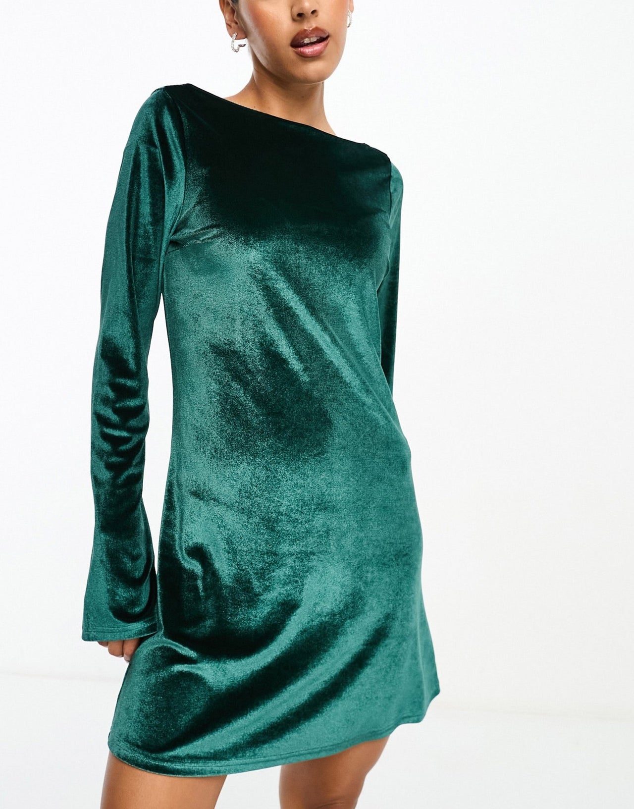 Monki long sleeve velvet mini dress in green - ASOS Sample Sale
