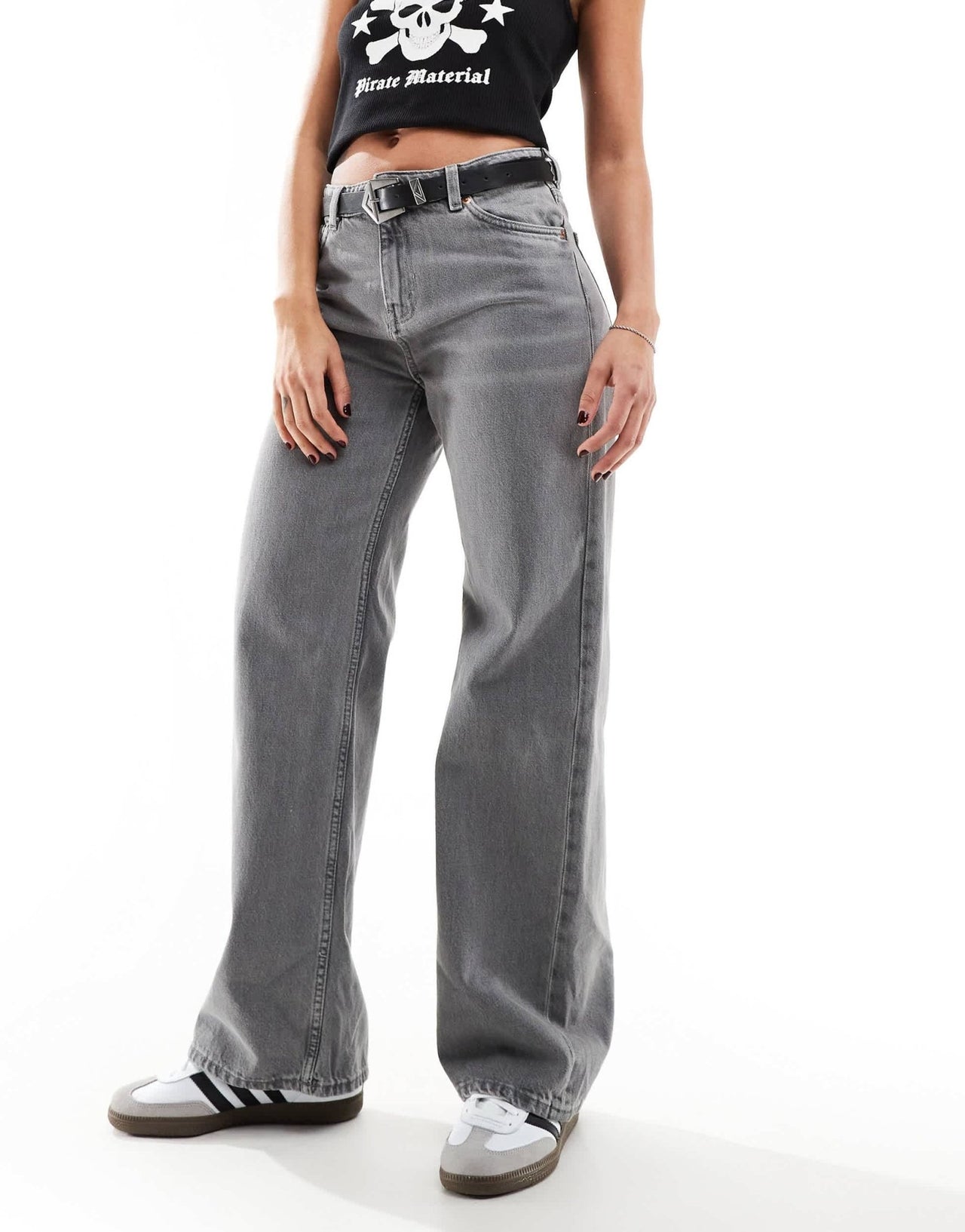 Monki Naoki loose fit low rise jeans in washed grey - ASOS Sample Sale