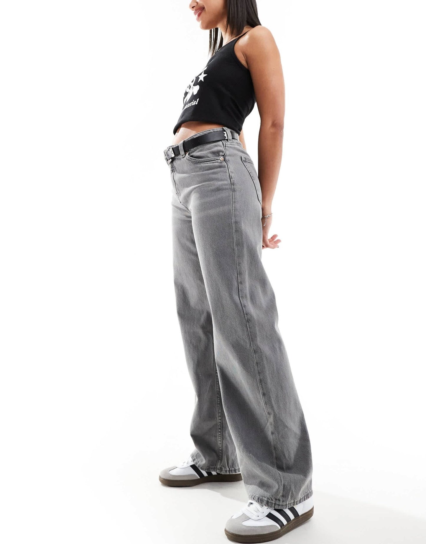 Monki Naoki loose fit low rise jeans in washed grey - ASOS Sample Sale
