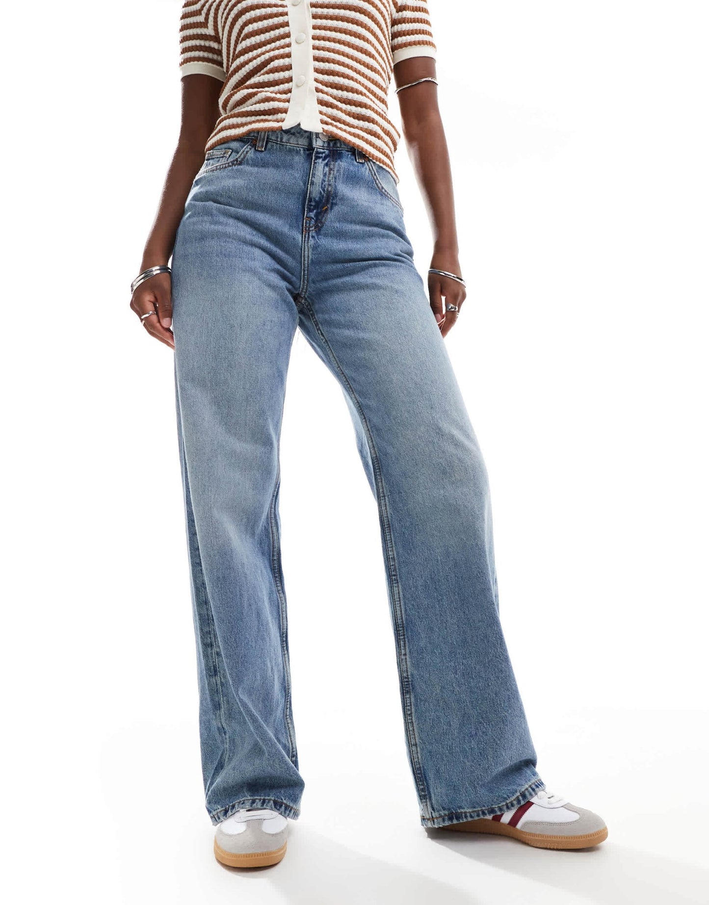 Monki Naoki low rise loose fit baggy jeans in dessert blue - ASOS Sample Sale