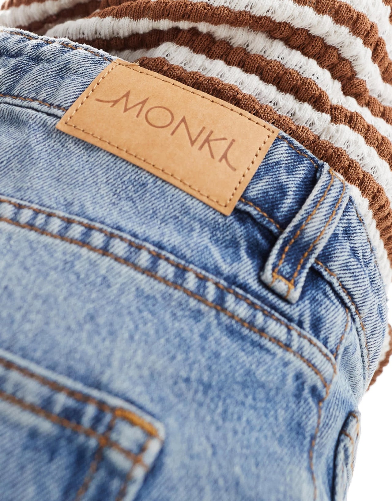 Monki Naoki low rise loose fit baggy jeans in dessert blue - ASOS Sample Sale