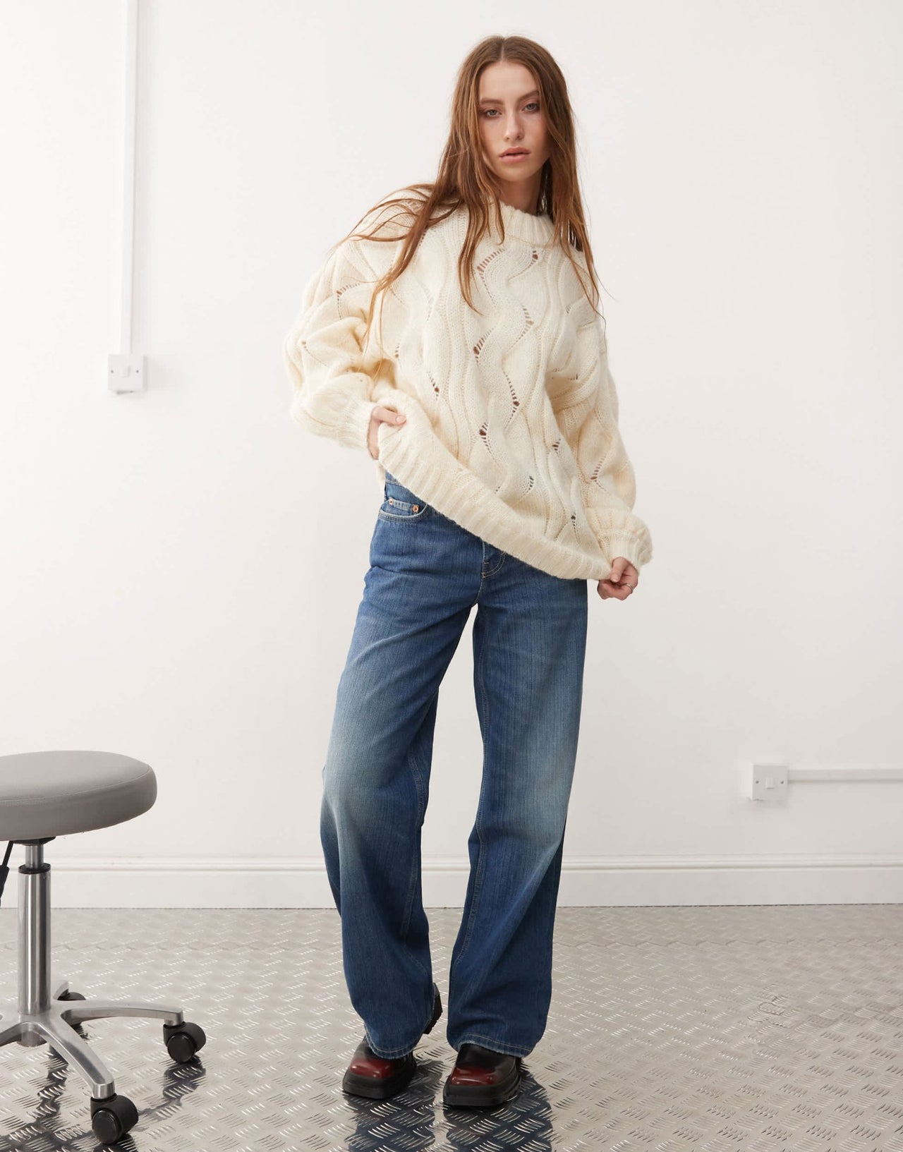 Monki oversized crew neck cable knitted sweater in off white - ASOS Sample Sale