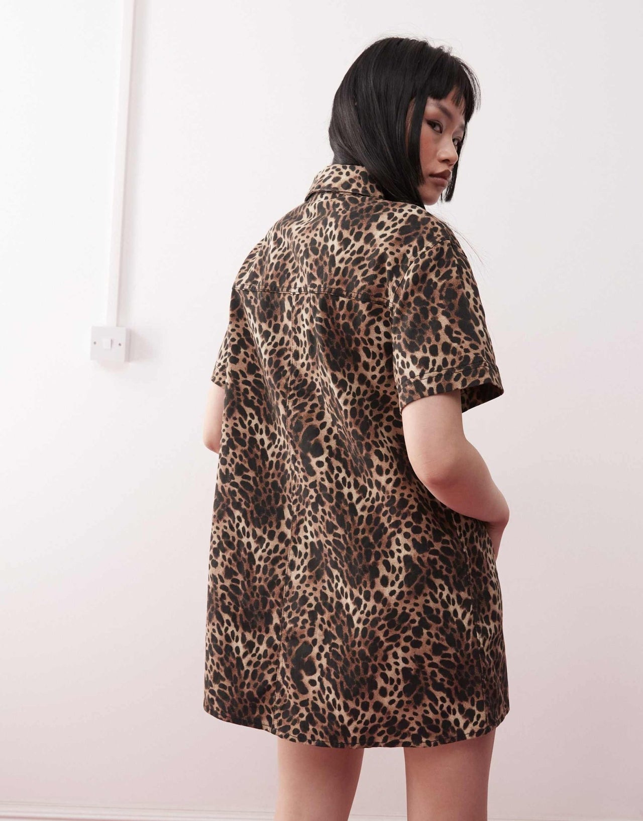 Monki oversized twill shirt dress in leopard print - ASOS Sample Sale