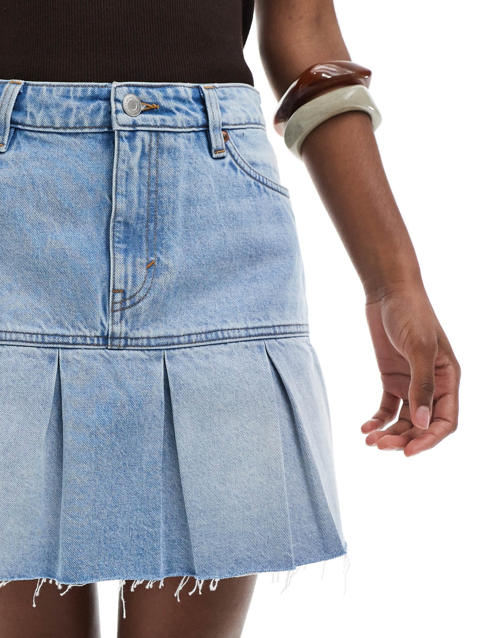 Monki pleated denim mini skirt in mid blue wash - ASOS Sample Sale