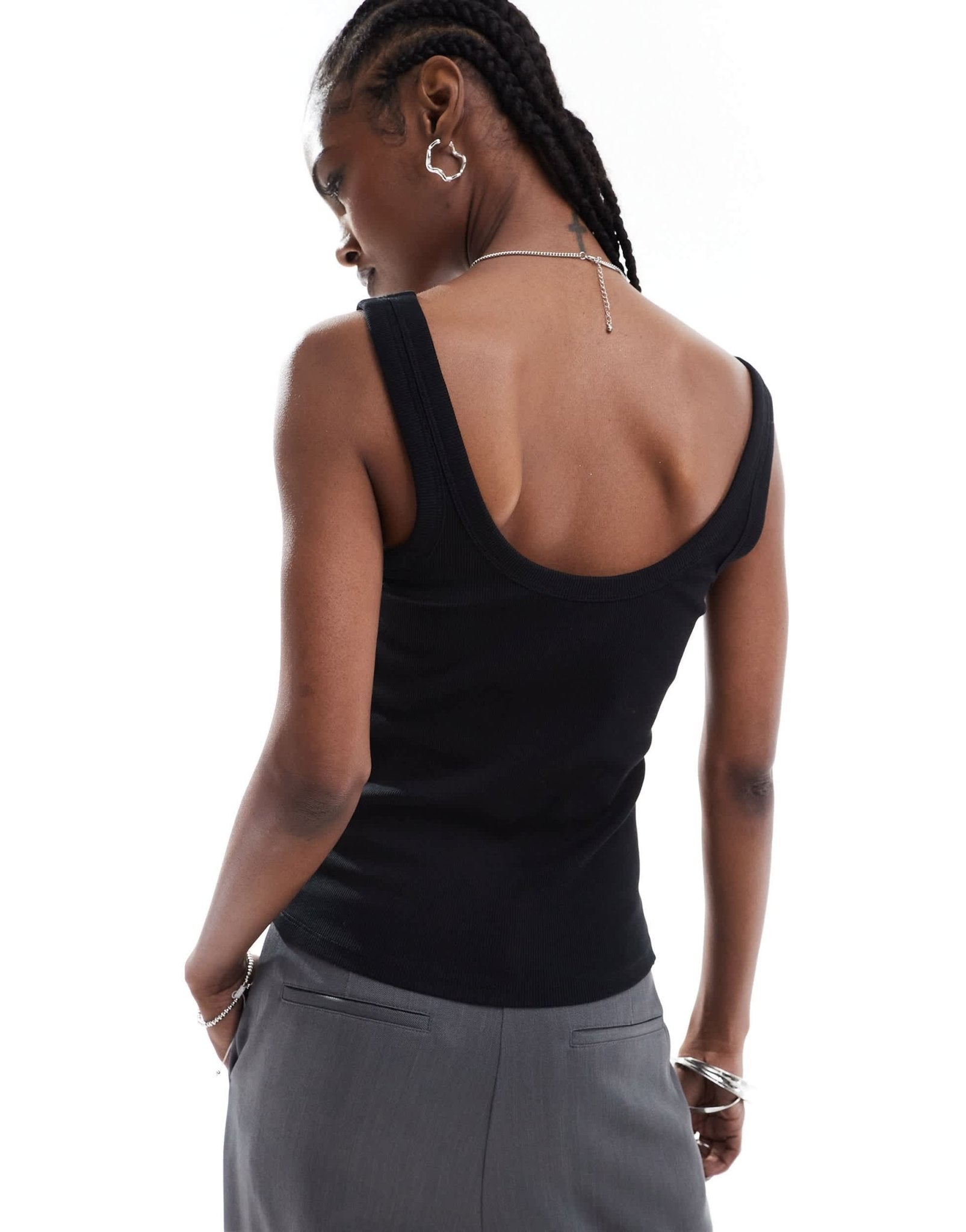 Monki ribbed fitted vest top with scoop neck in black - ASOS Sample Sale