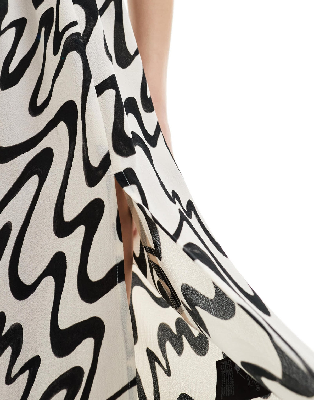 Monki short sleeve midi sun dress with side split in mono abstract print exclusive to ASOS - ASOS Sample Sale
