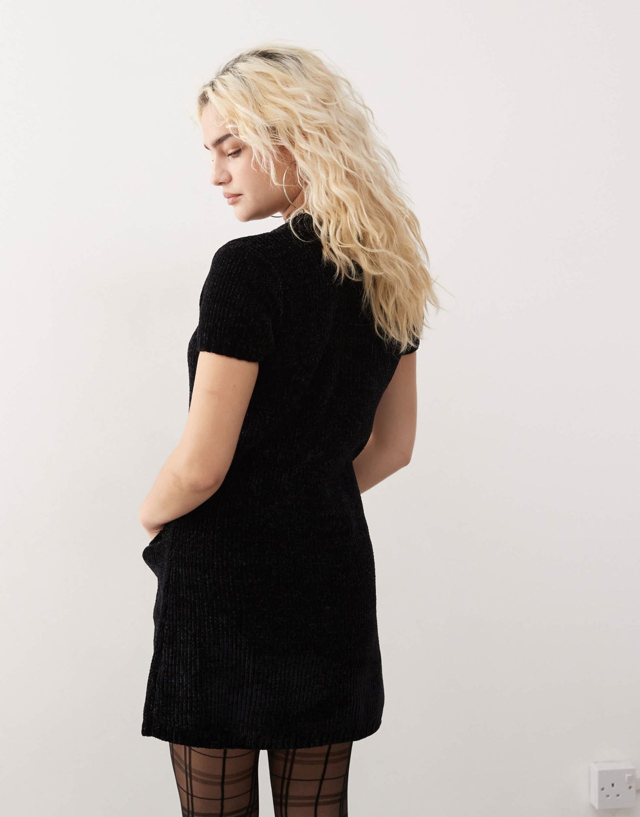 Monki short sleeve super soft mini knitted dress in black - ASOS Sample Sale