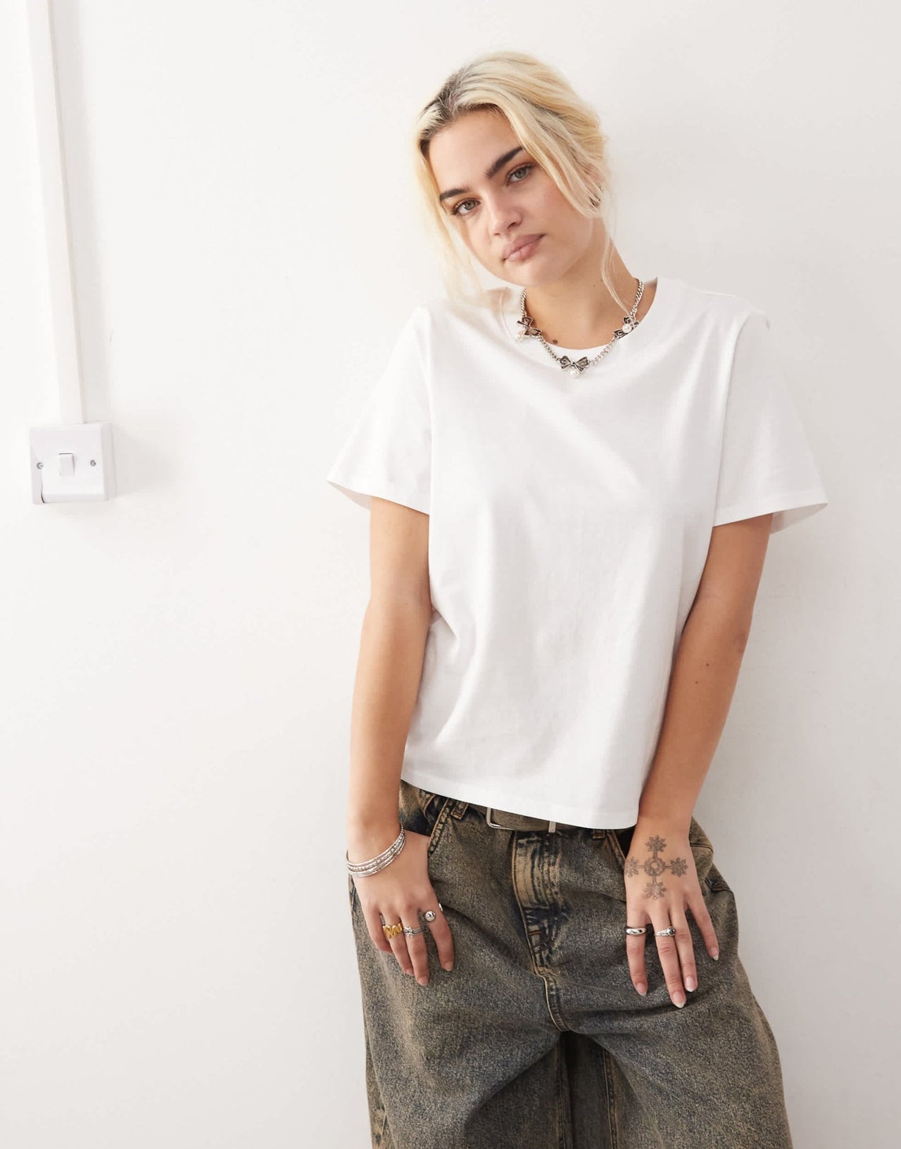 Monki short sleeve t-shirt in white - ASOS Sample Sale