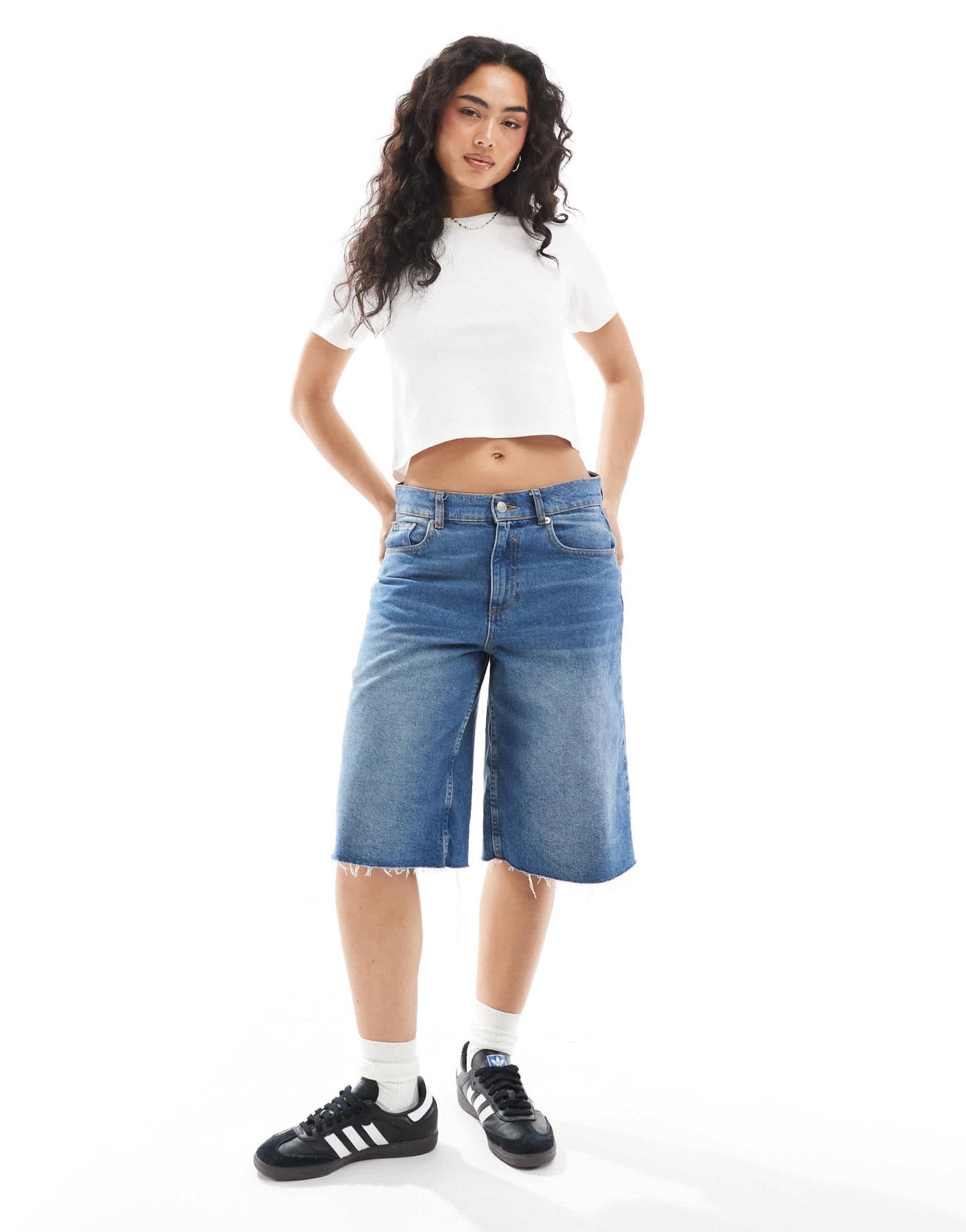 Monki shrunken tee in white - ASOS Sample Sale
