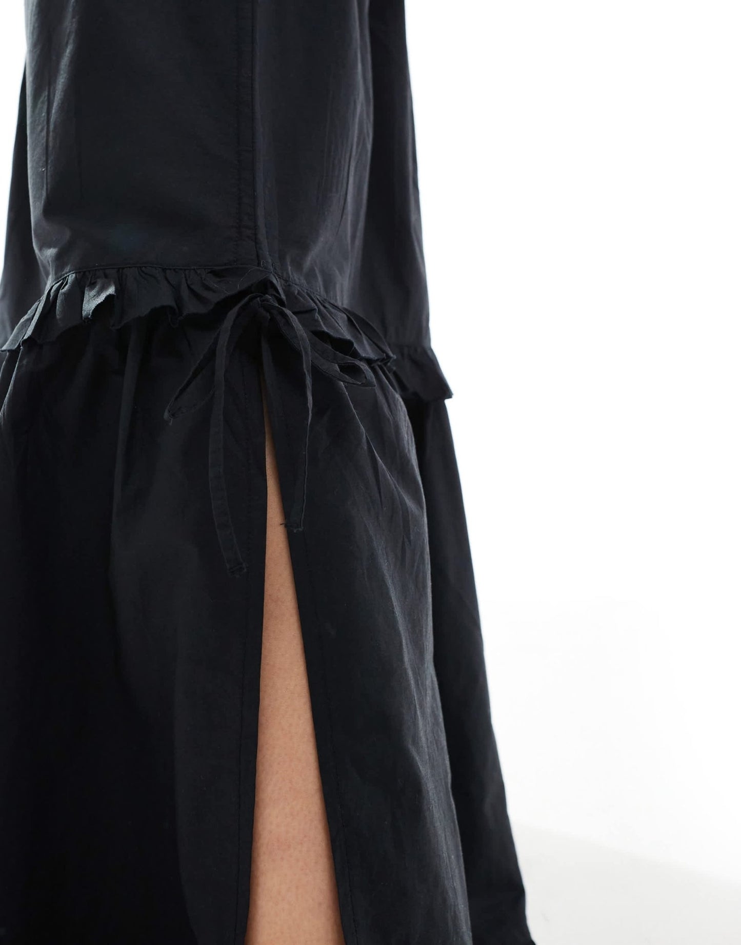 Monki tiered maxi skirt with ruffle detail in black - ASOS Sample Sale