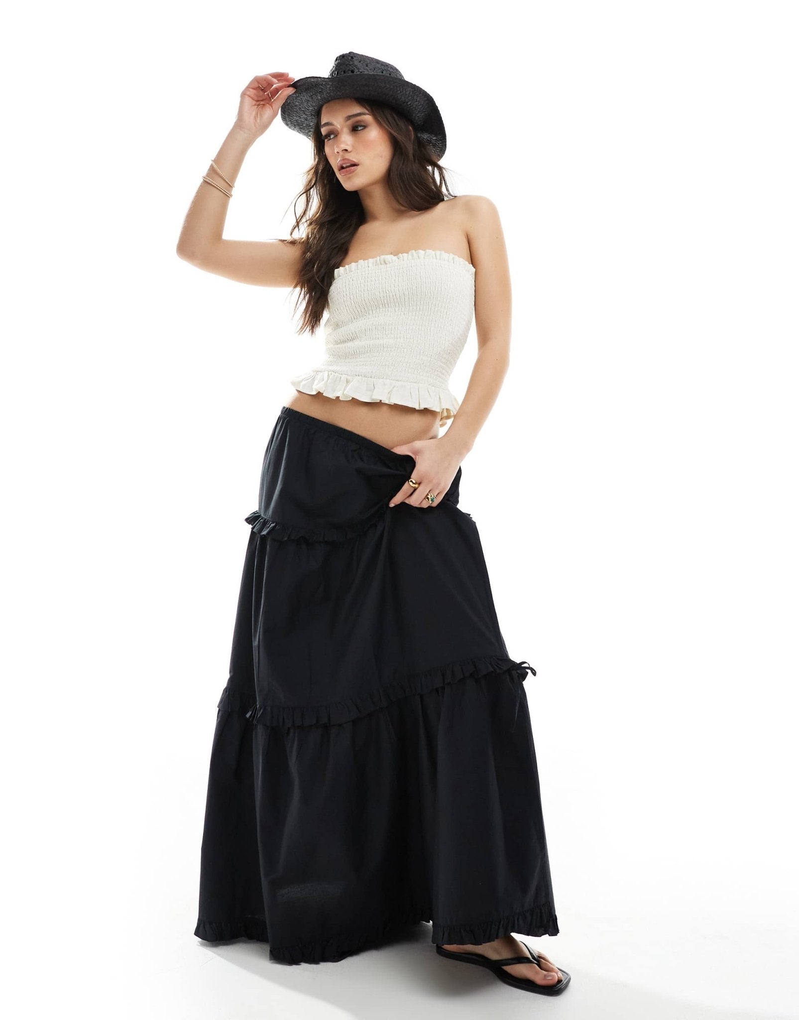 Monki tiered maxi skirt with ruffle detail in black - ASOS Sample Sale