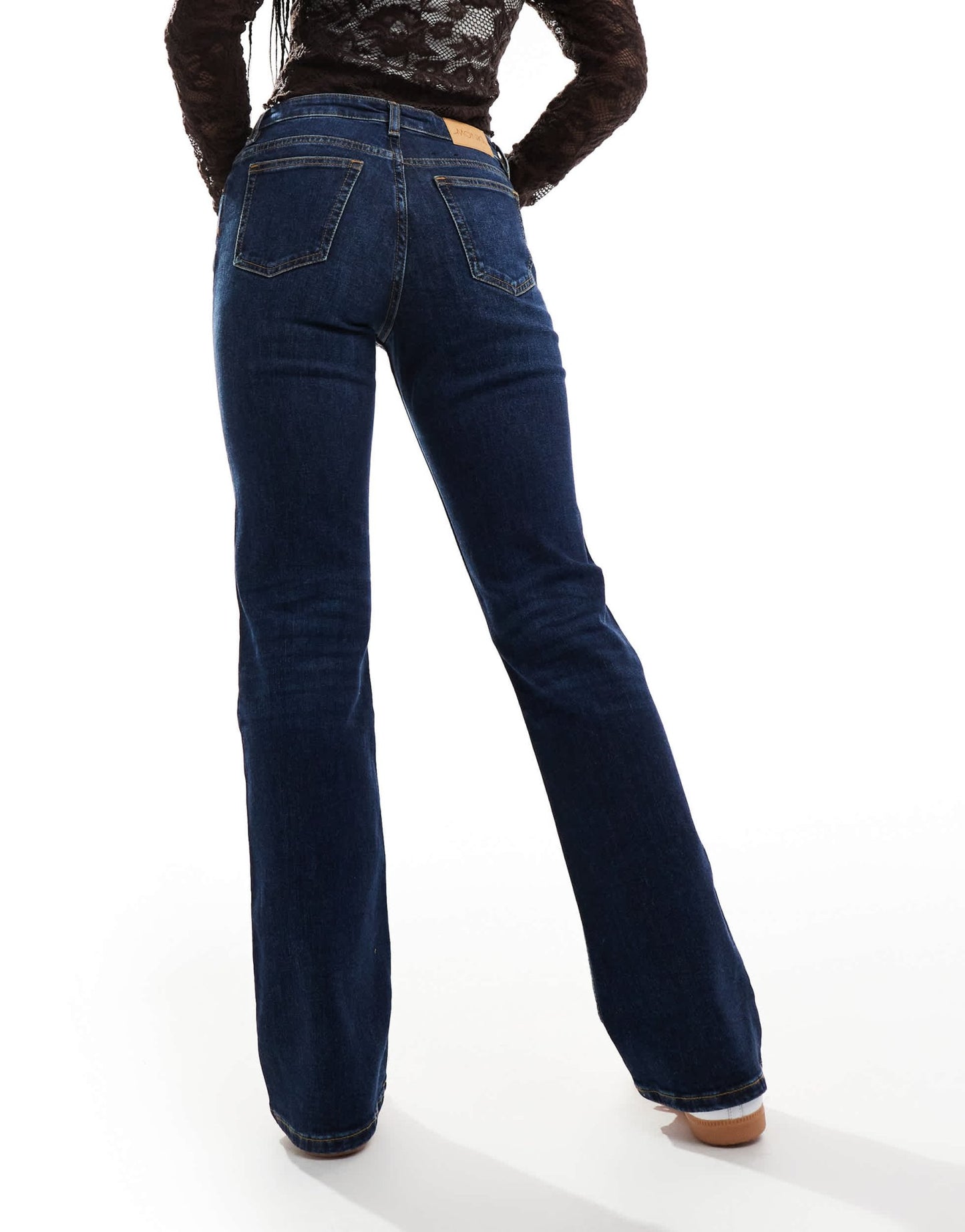 Monki Wakumi low waist boot cut jeans in dark blue wash - ASOS Sample Sale