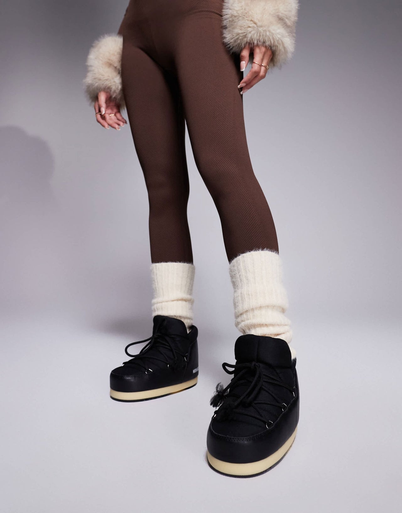Moonboot EVX pumps in black - ASOS Sample Sale
