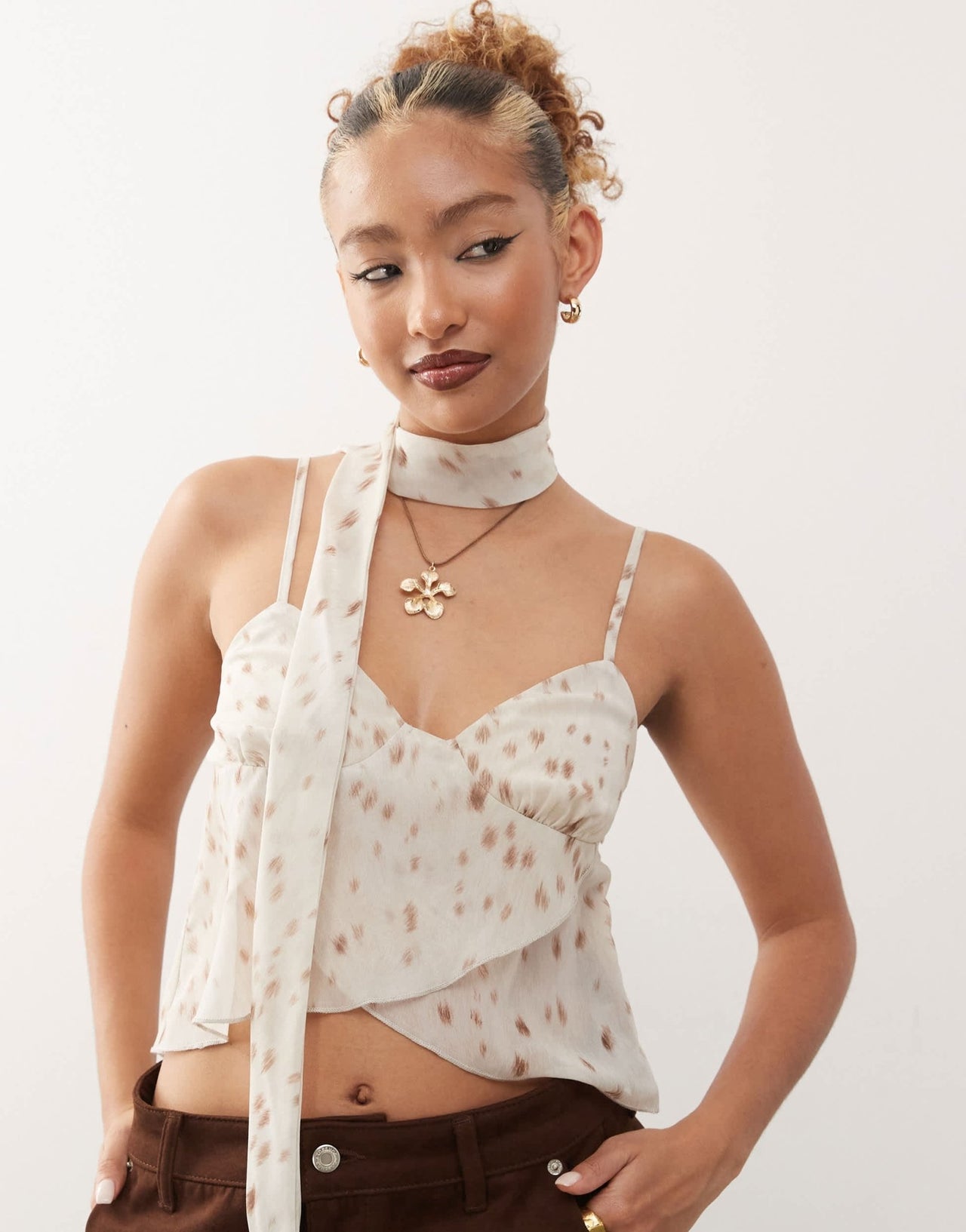 Motel cojira print scarf cami top in ivory - ASOS Sample Sale
