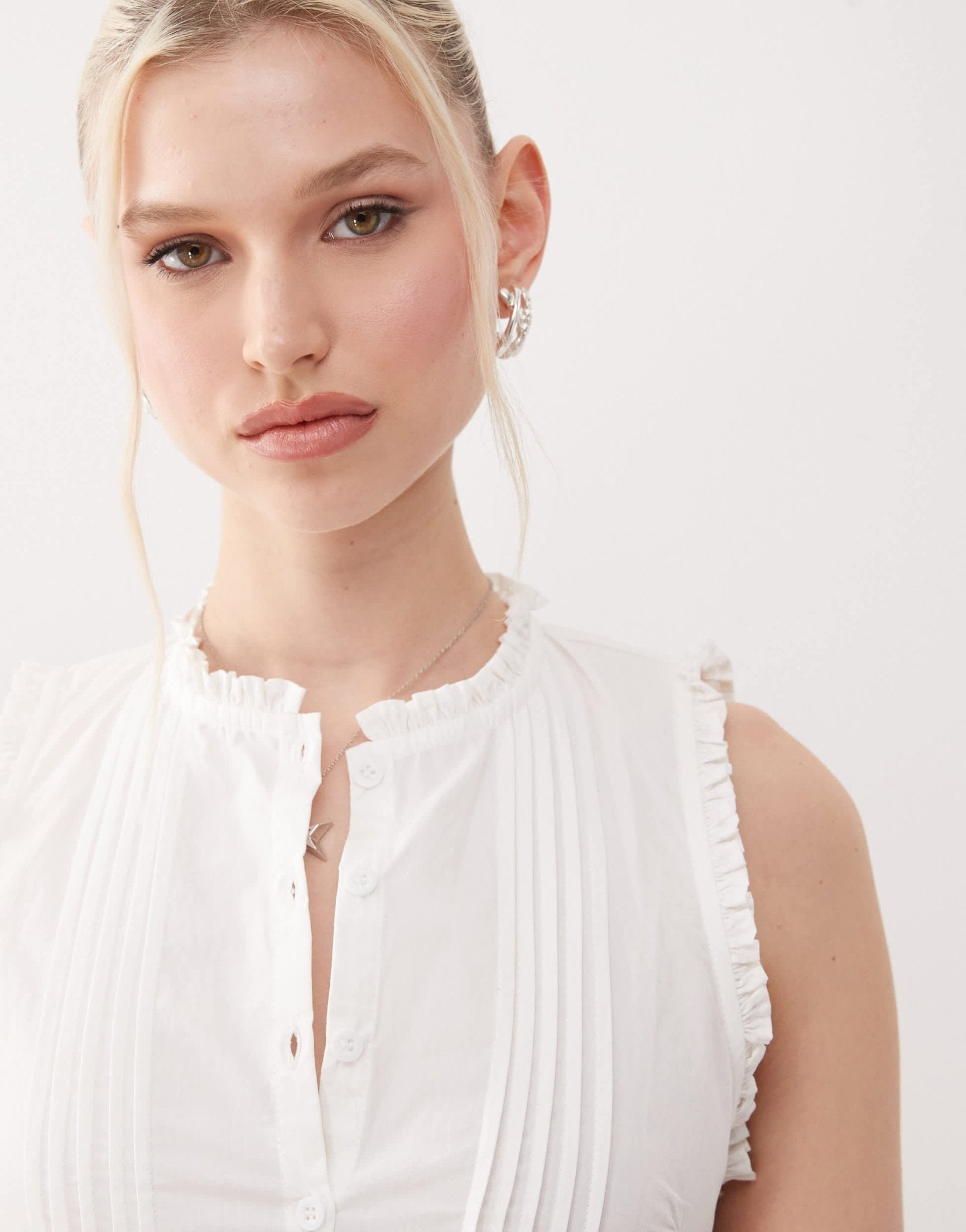 Motel dayara pintuck mini dress in white - ASOS Sample Sale