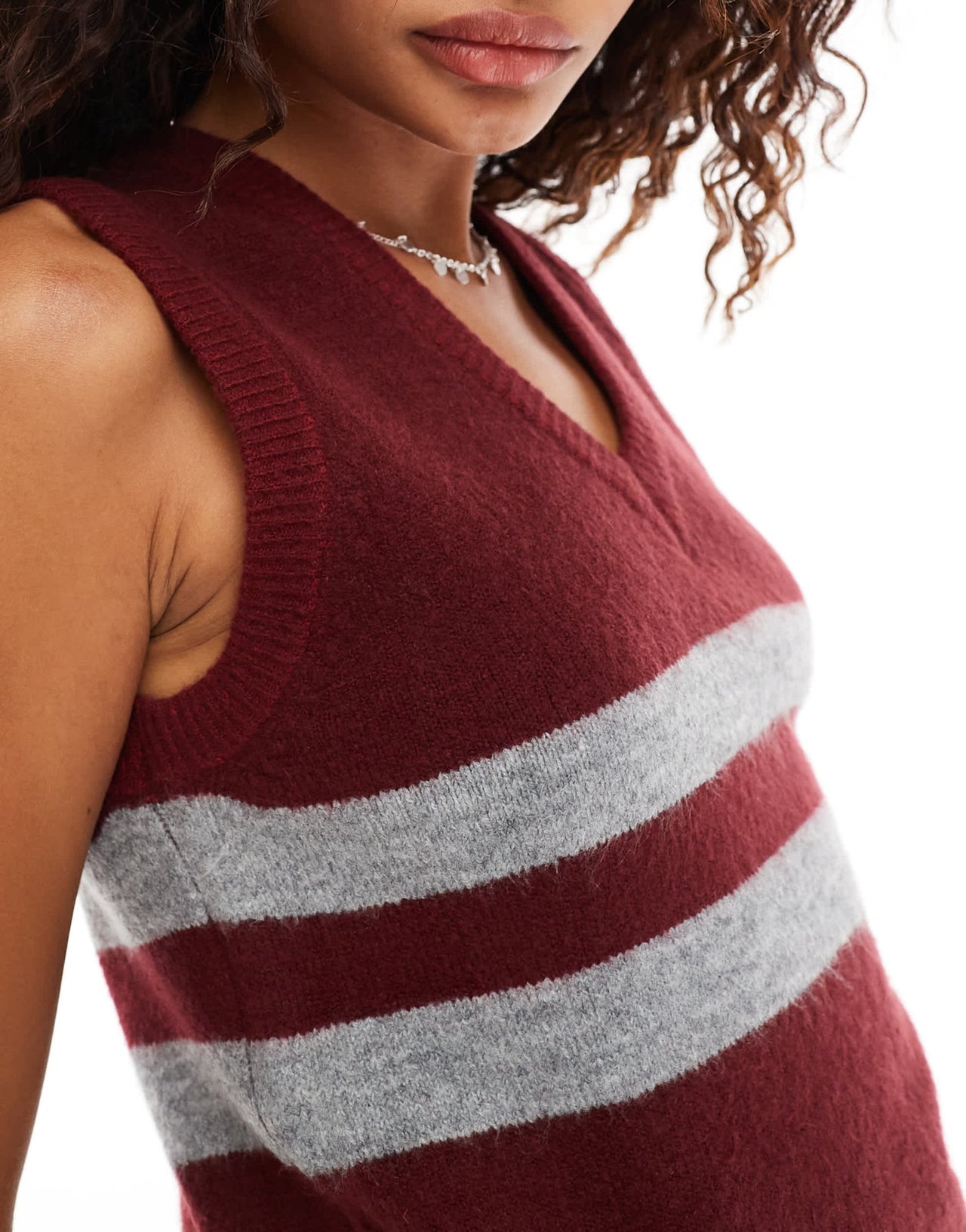 Motel guria striped knitted vest in burgundy - ASOS Sample Sale