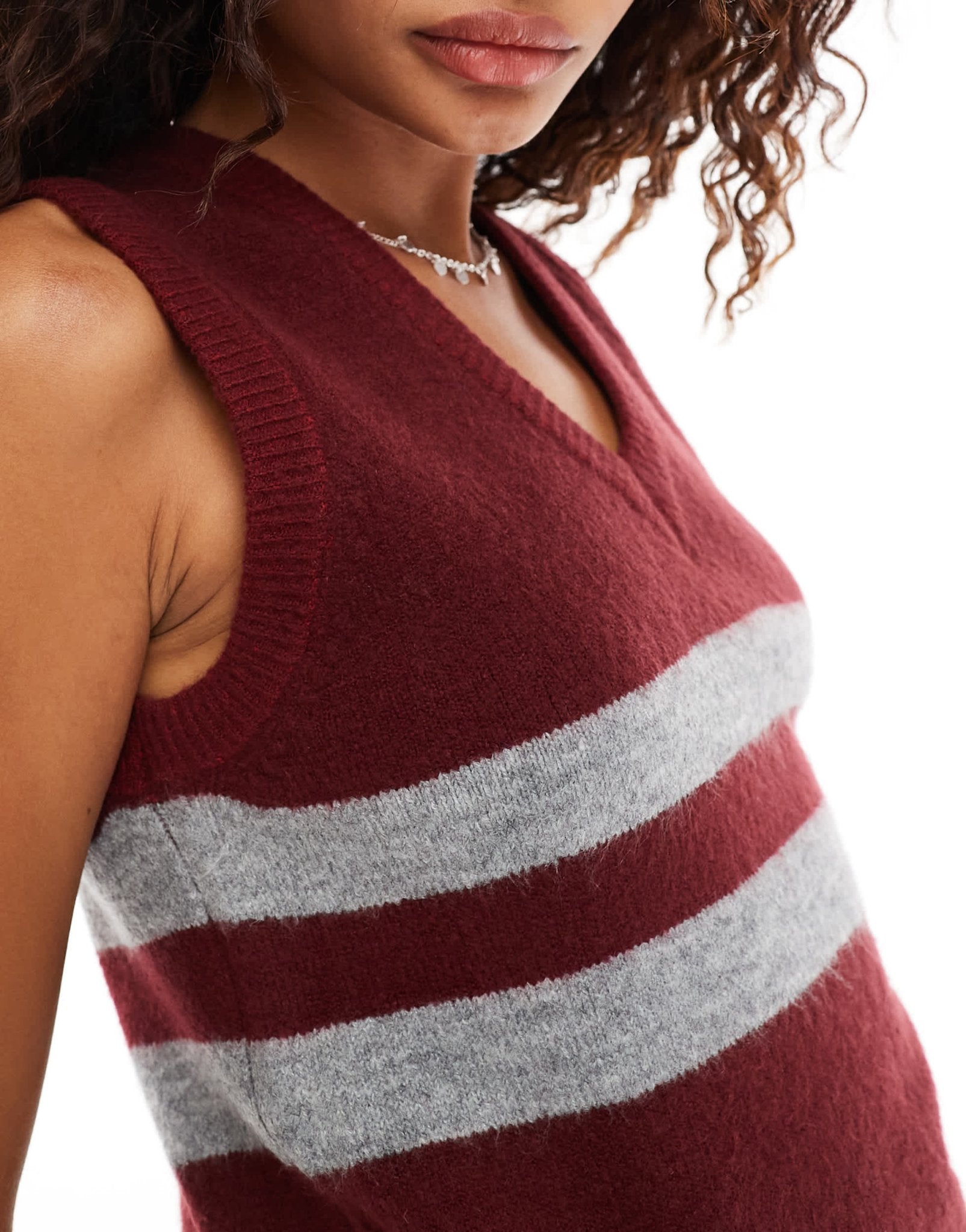 Motel guria striped knitted vest in burgundy - ASOS Sample Sale
