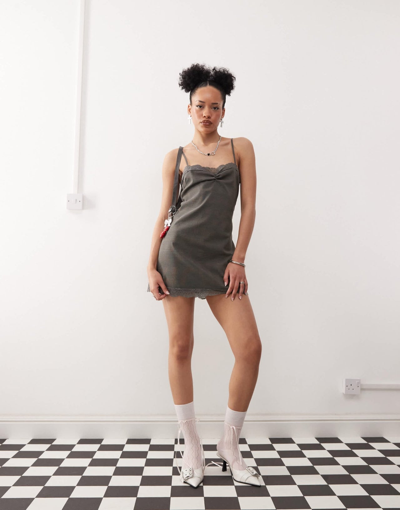 Motel larna check lace edge check mini dress in grey - ASOS Sample Sale