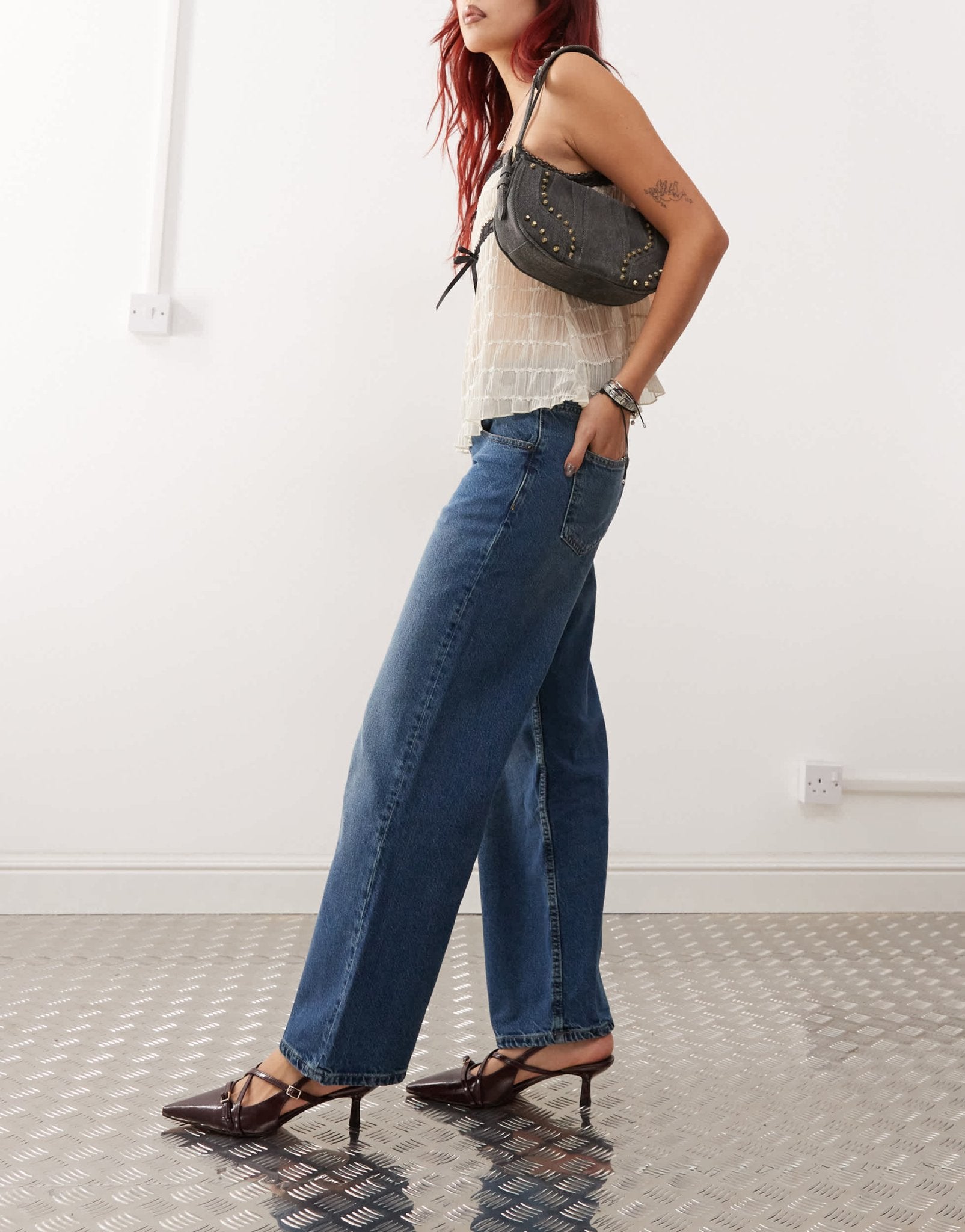 Motel low rise parallel jeans in mid blue used - ASOS Sample Sale
