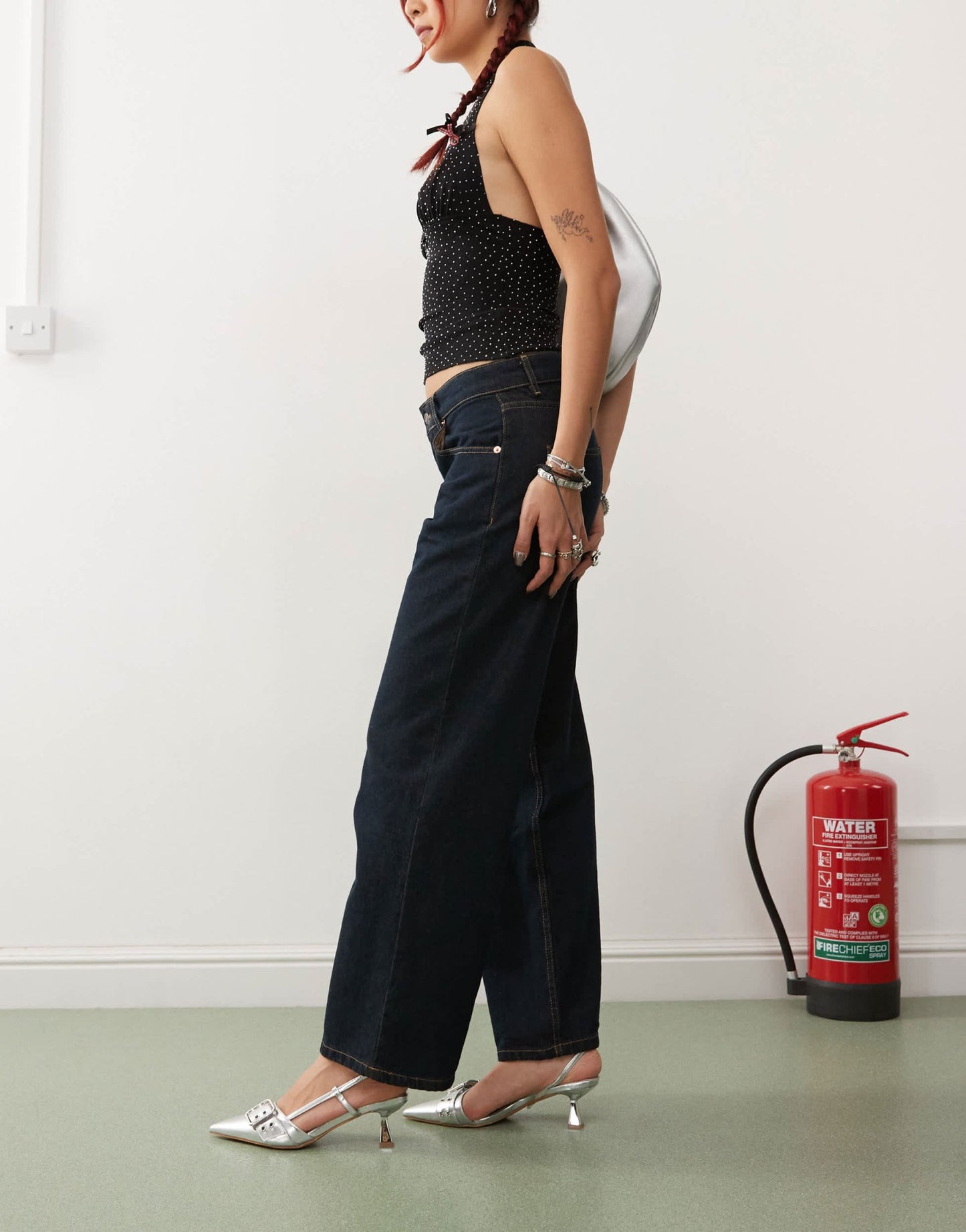 Motel low rise parallel leg jeans in indigo - ASOS Sample Sale