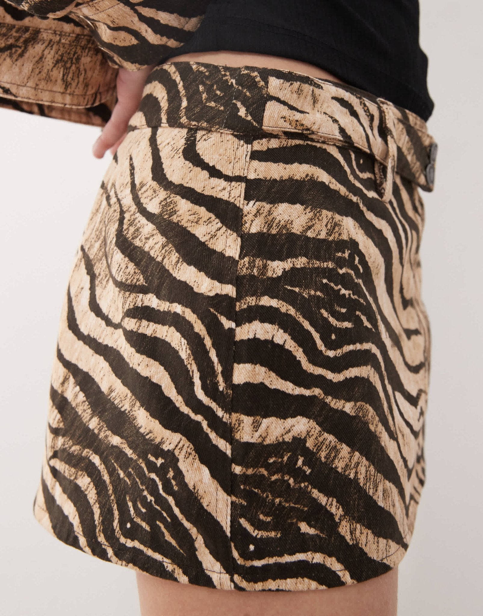 Motel oiwa wild animal mini skirt co - ord in cream and brown - ASOS Sample Sale