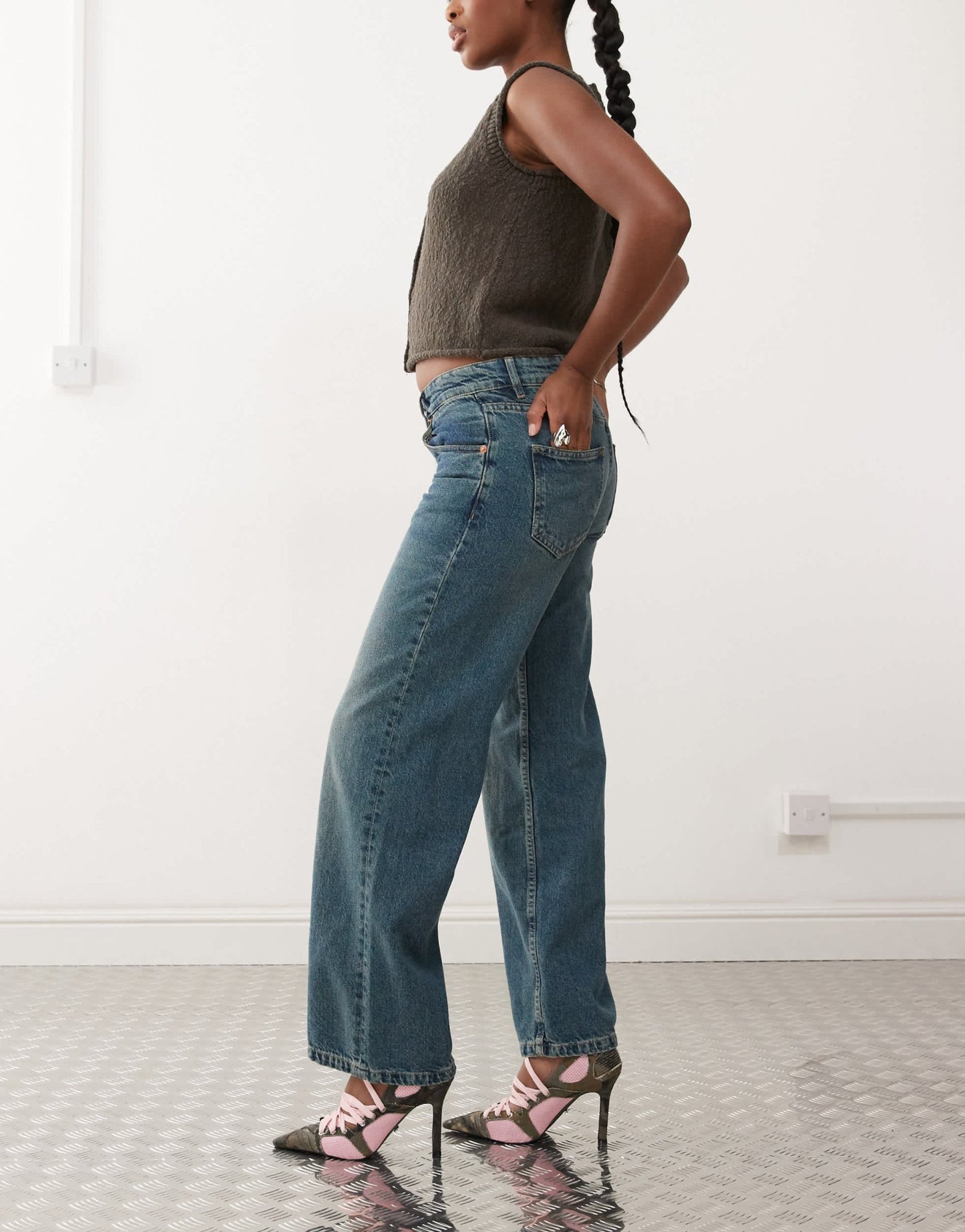 Motel parallel leg low rise jeans in bright blue - ASOS Sample Sale