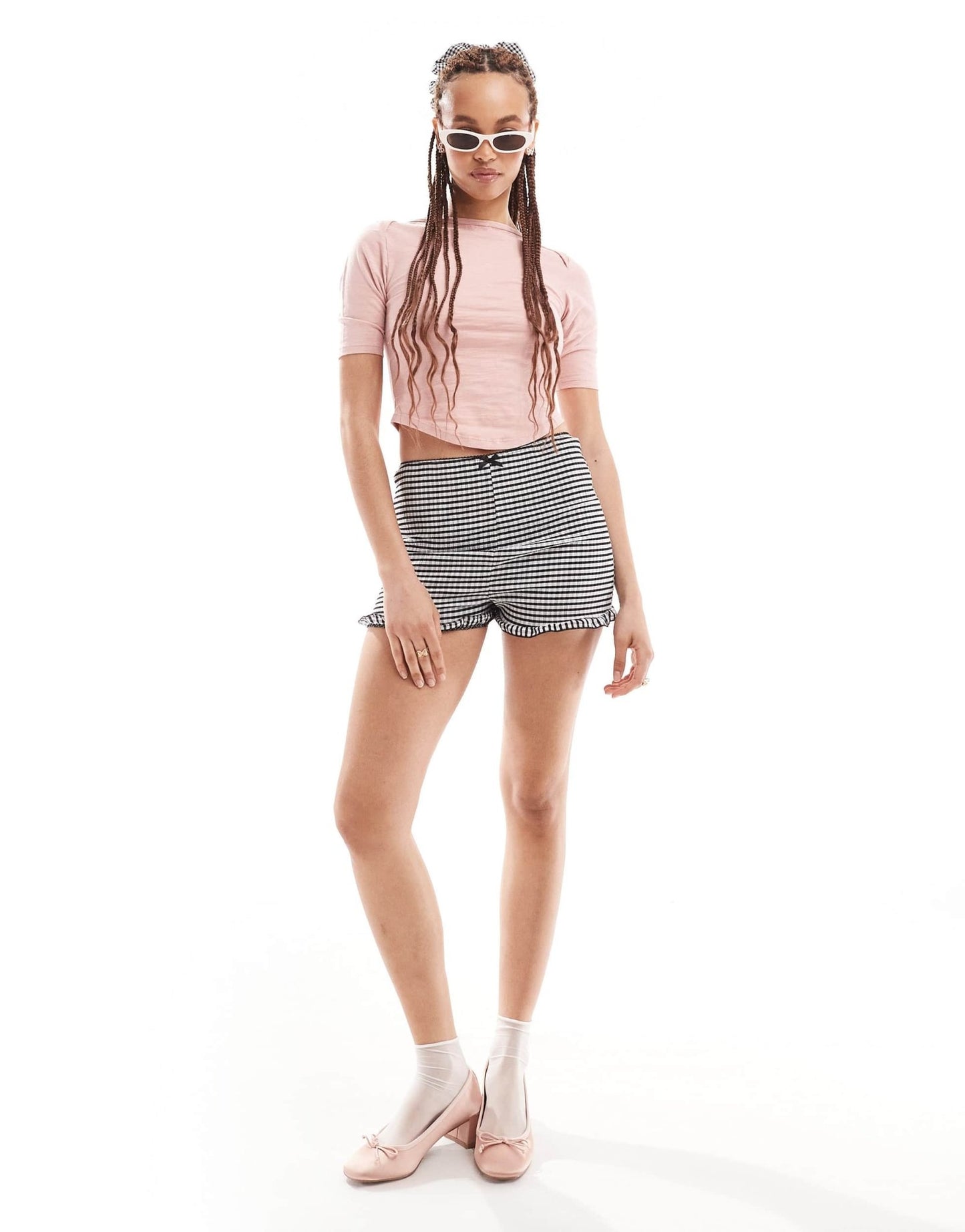 Motel ralda curved hem t-shirt in pink - ASOS Sample Sale