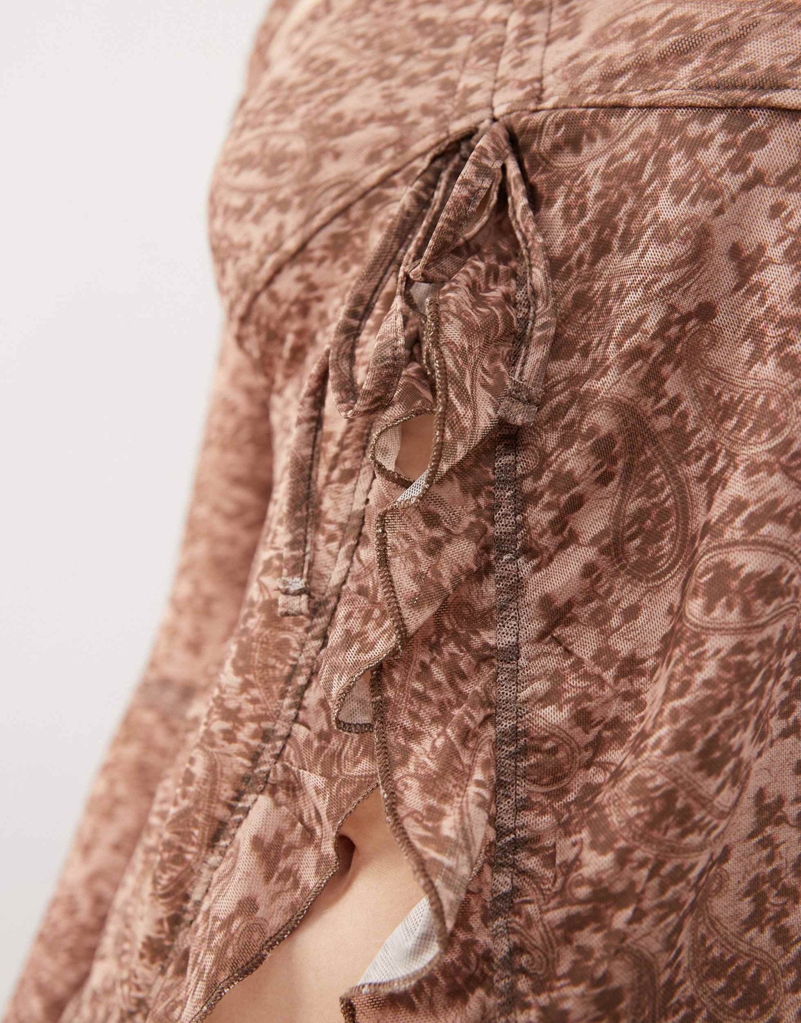 Motel ratu paisley print ruffle front top in pink - ASOS Sample Sale