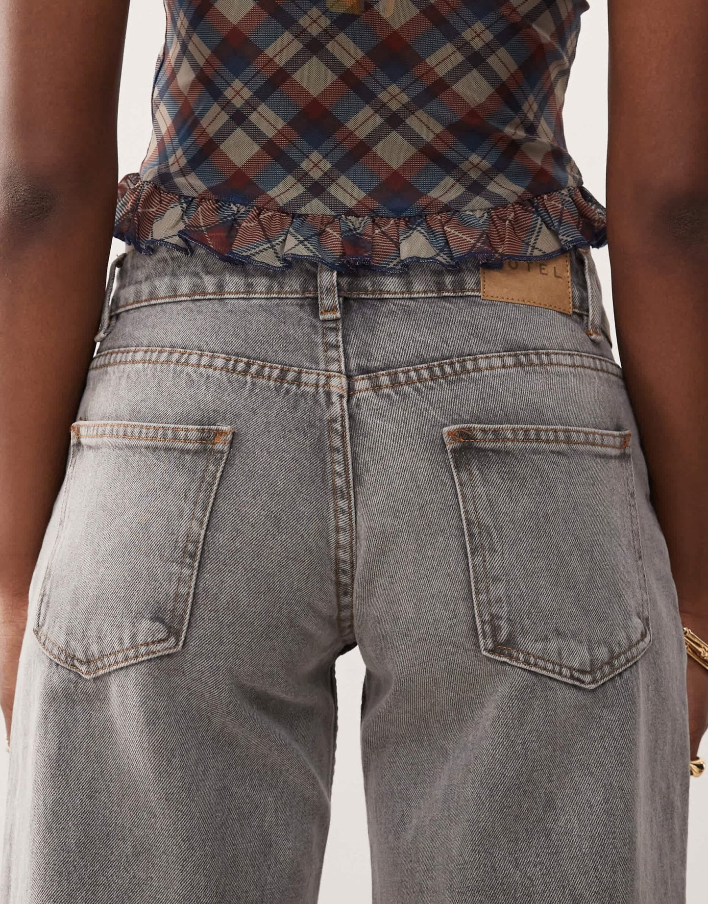 Motel roomy wide leg low rise jeans in grey wash - ASOS Sample Sale