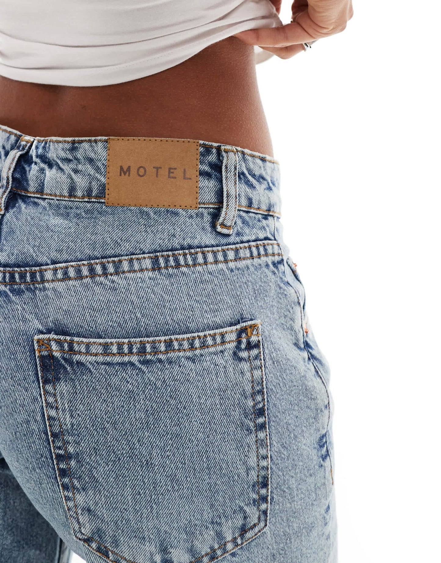 Motel roomy wide leg low rise jeans in vintage blue wash - ASOS Sample Sale