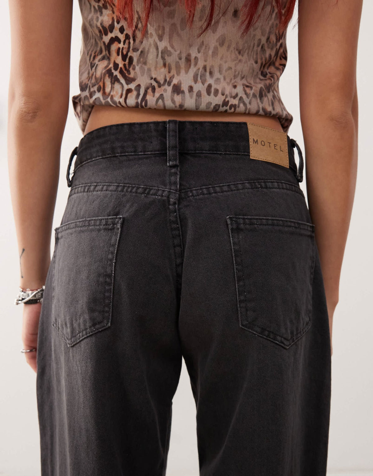Motel roomy wide leg low rise jeans in washed black - ASOS Sample Sale
