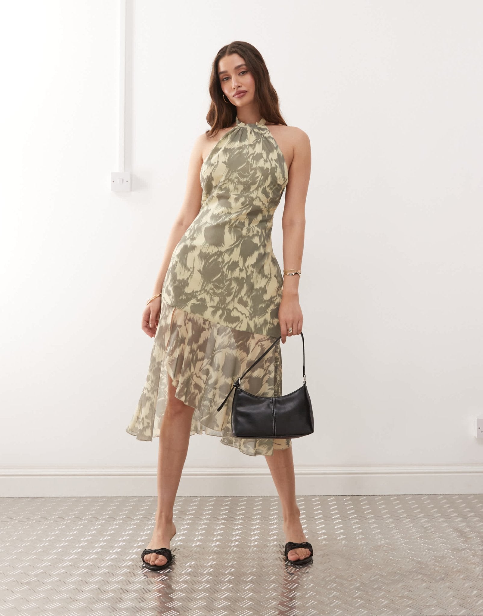 Motel tanta halter neck blurred floral print midaxi dress in yellow - ASOS Sample Sale