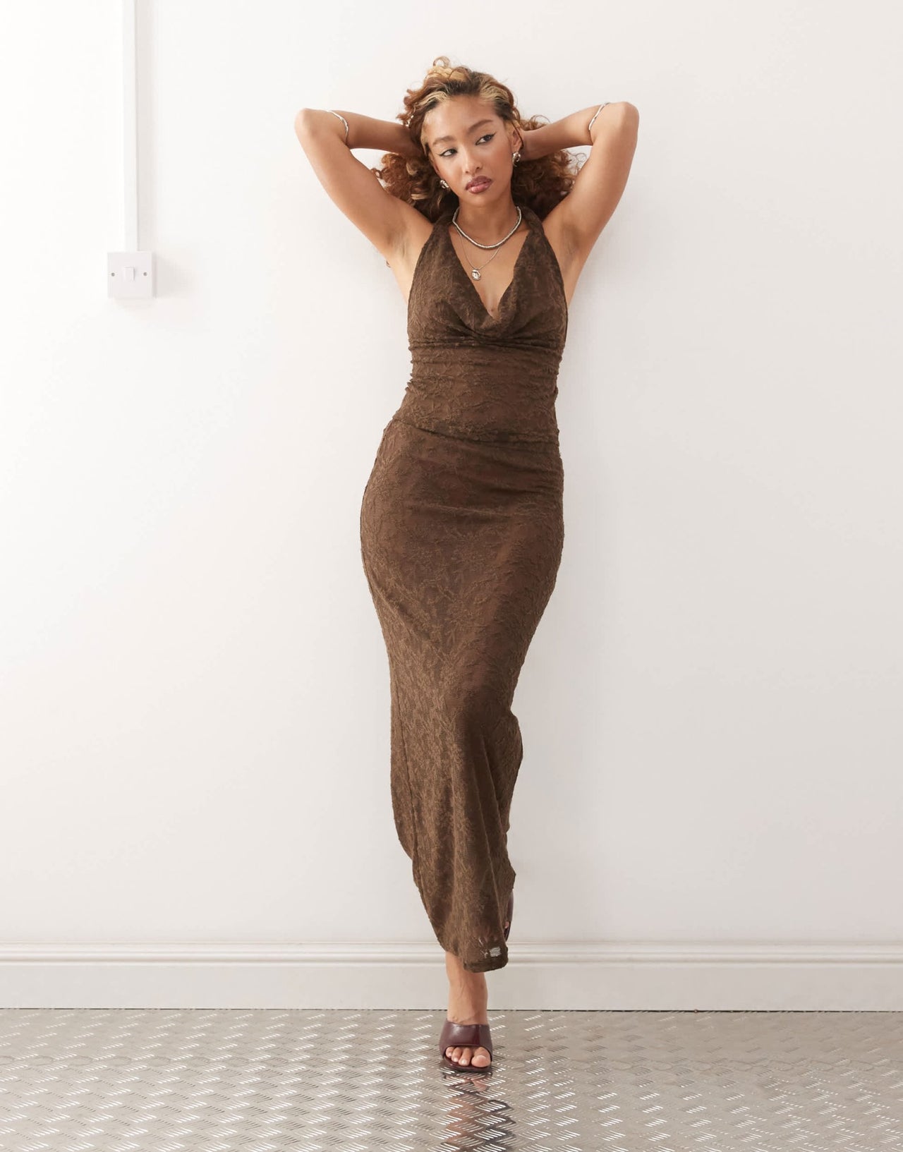 Motel tulus lace maxi skirt in dark brown - ASOS Sample Sale