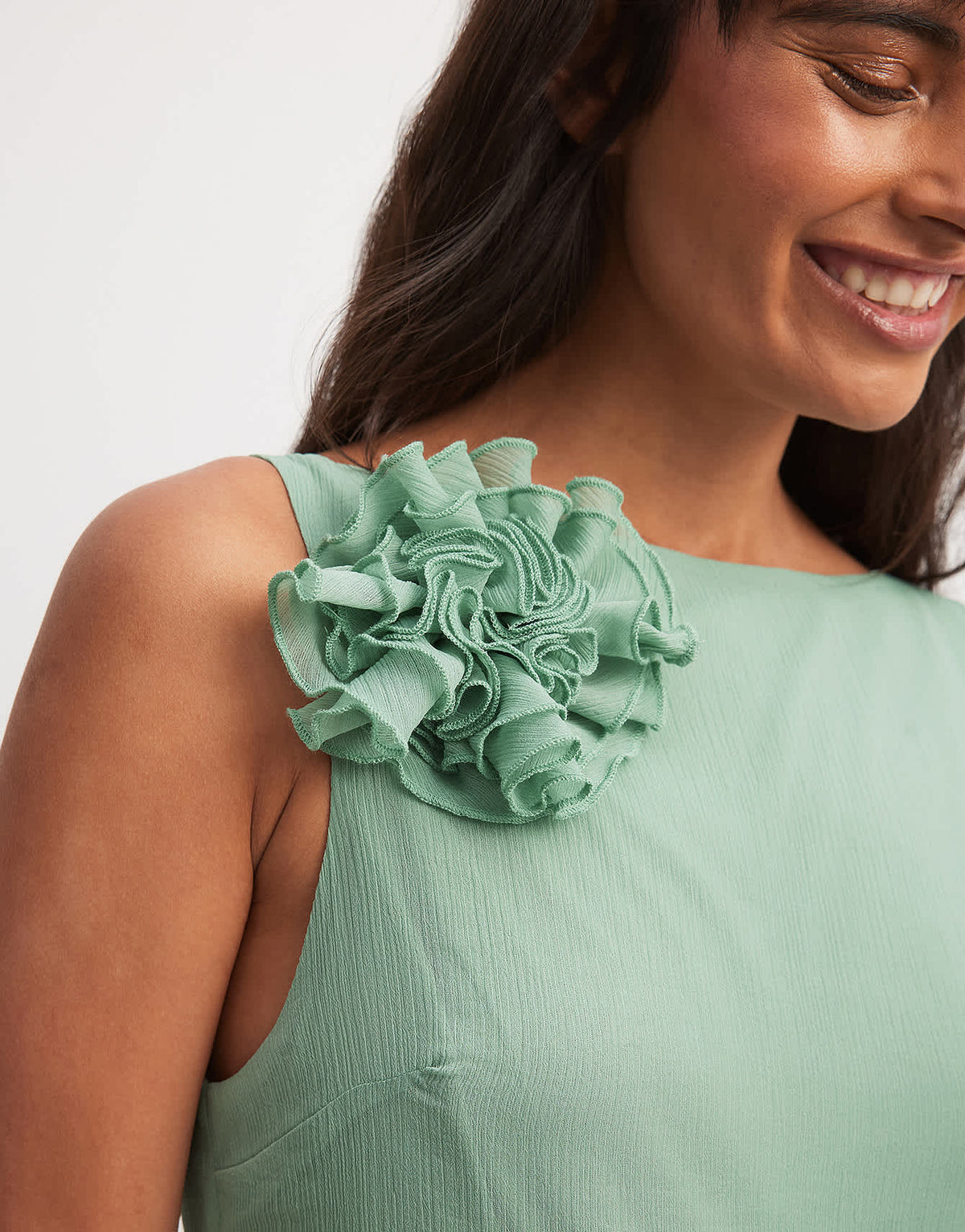 NA-KD chiffon ruffle detial midi dress in green - ASOS Sample Sale