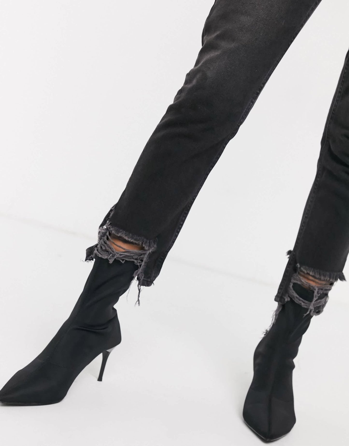NA - KD high waist 5 pocket straight leg jeans with raw hem in grey - ASOS Sample Sale